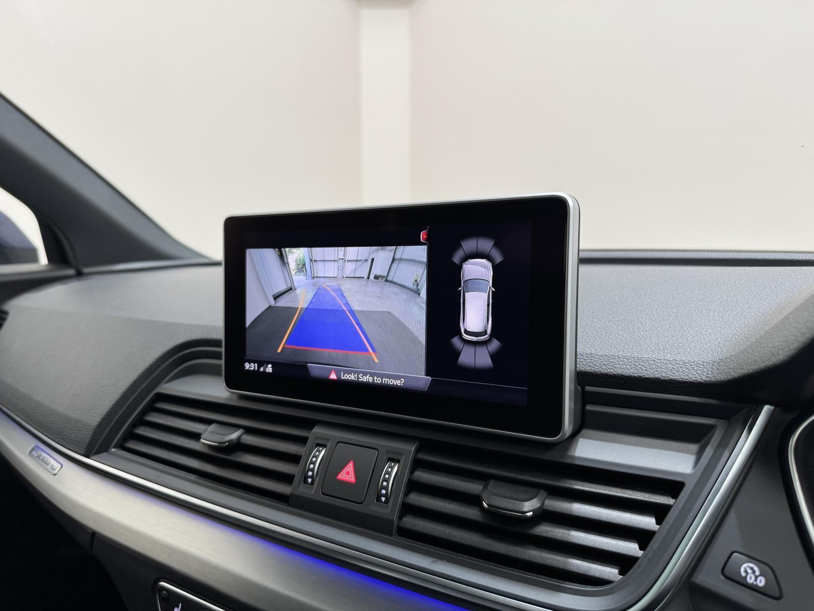 Audi Q5 view 27