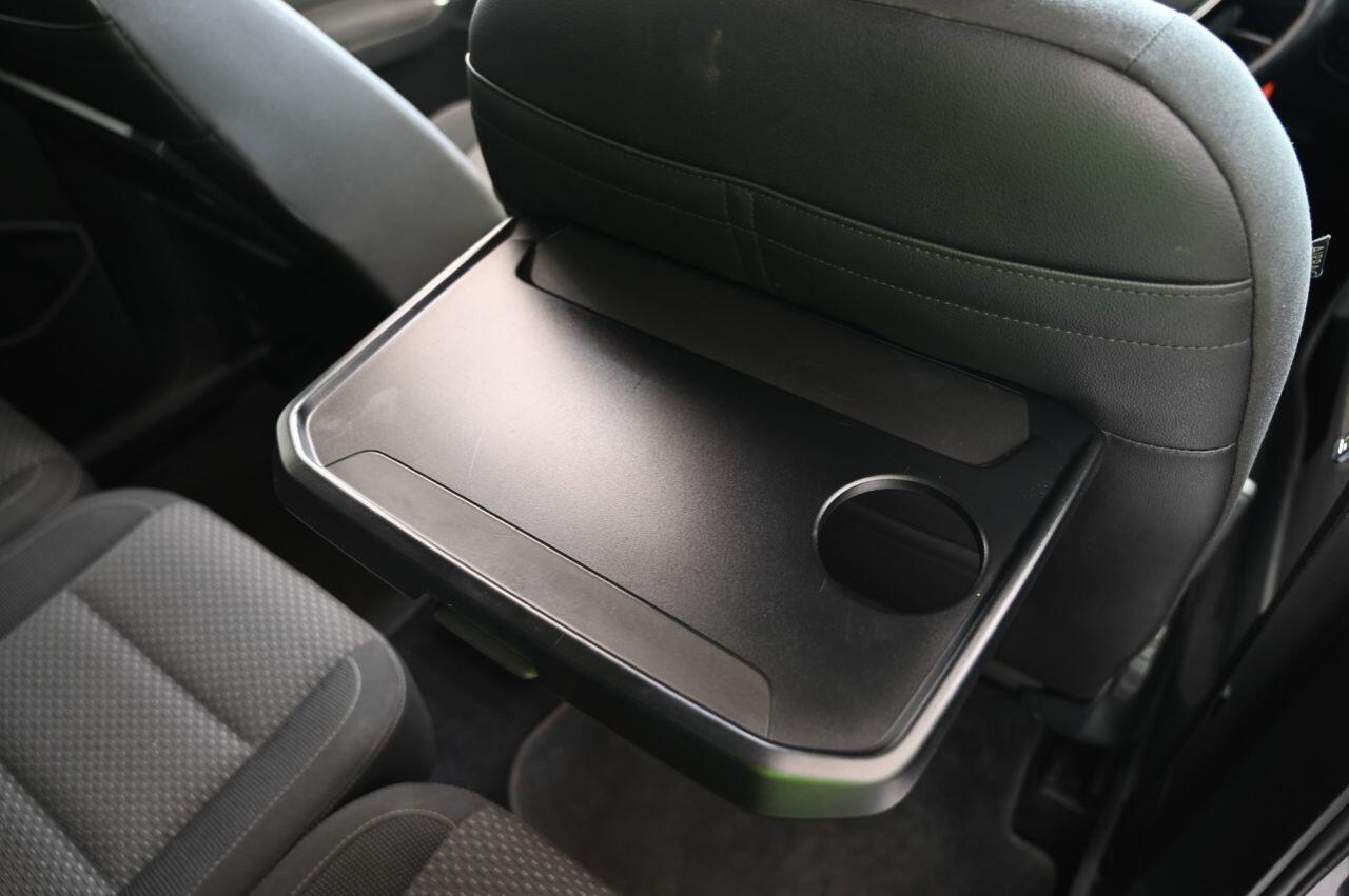 Volkswagen Touran view 38