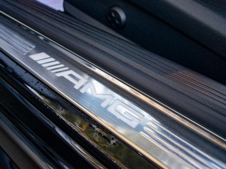 Mercedes-Benz C Class view 14