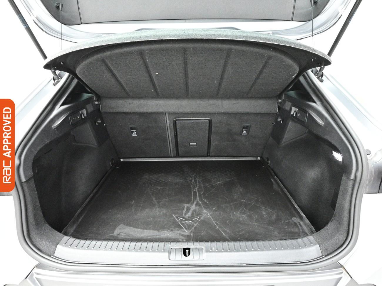 Cupra Formentor view 25