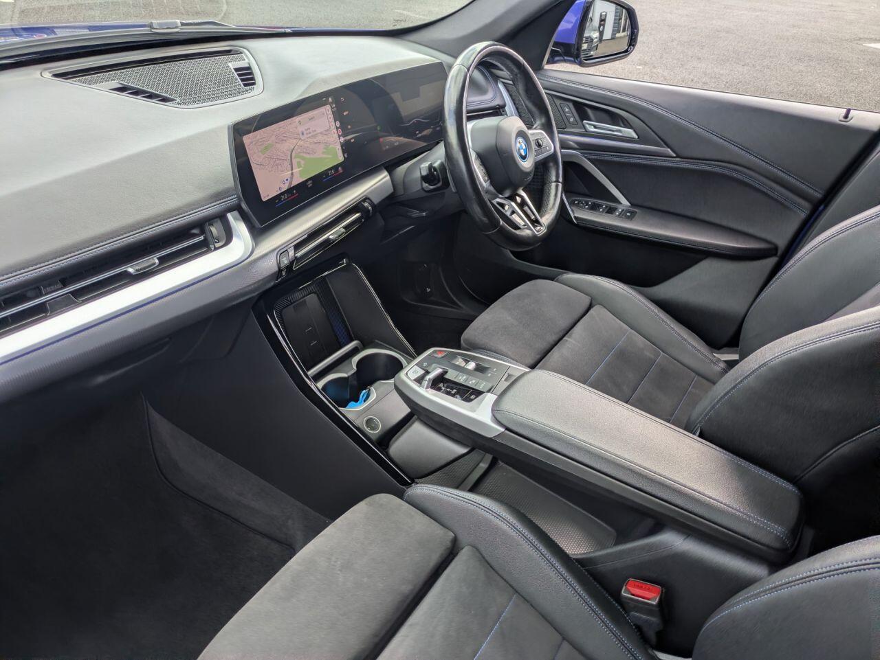 BMW Ix1 view 7