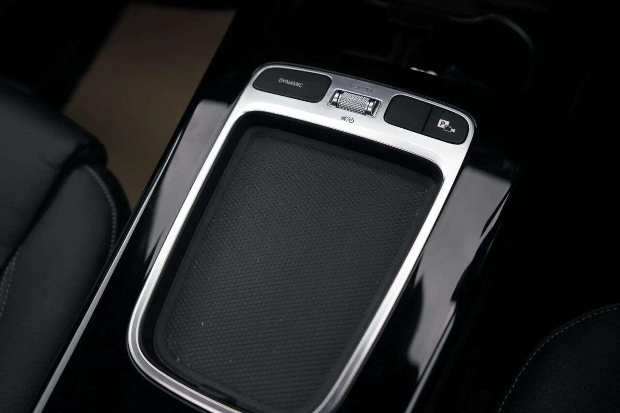 Mercedes-Benz Cla view 38