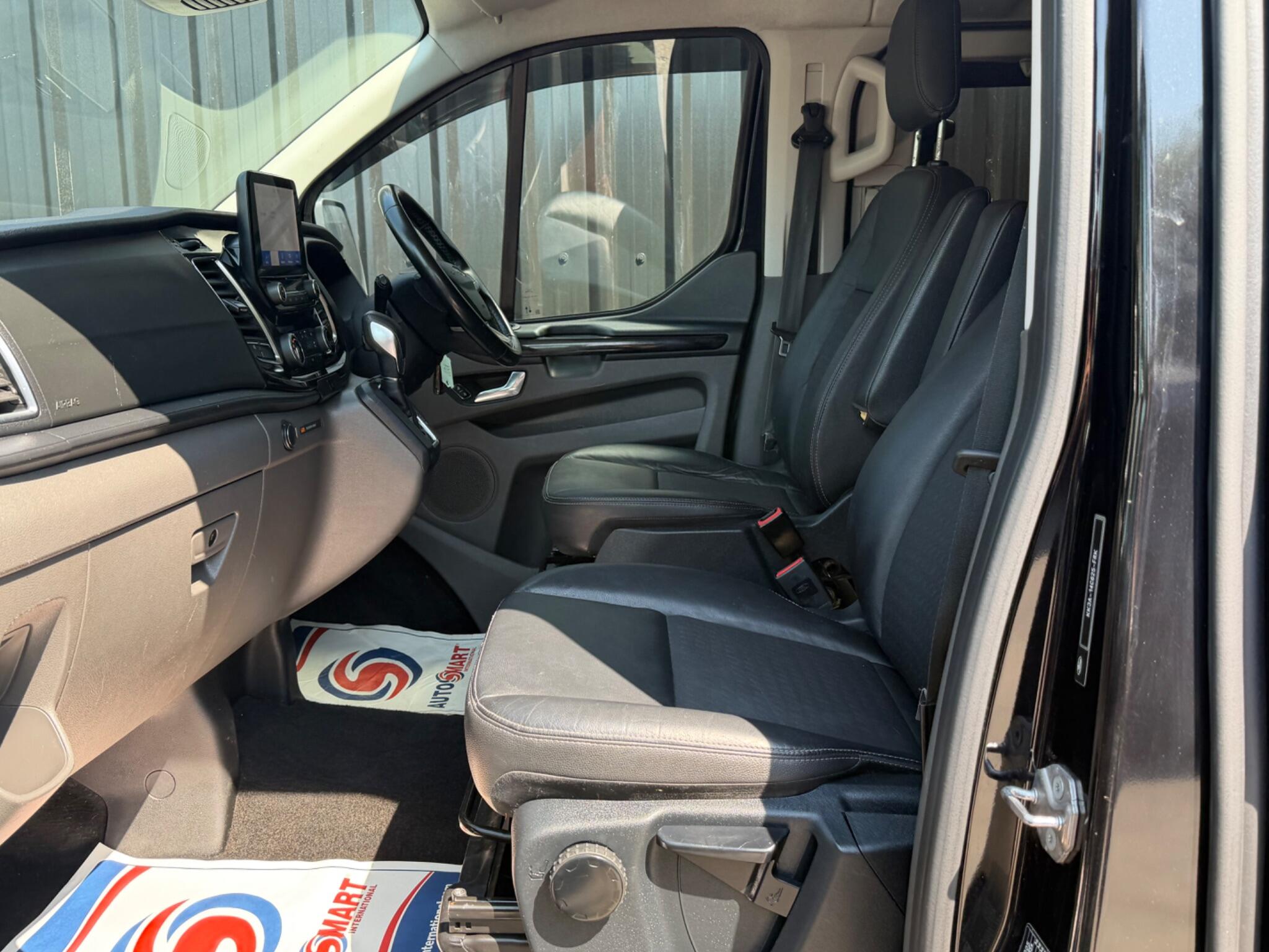Ford Transit Custom view 53