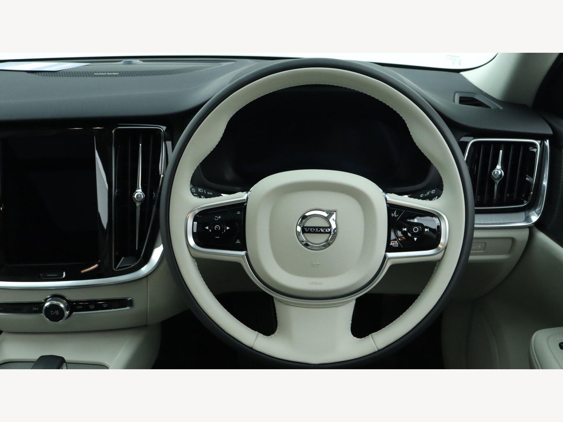 Volvo V60 view 13