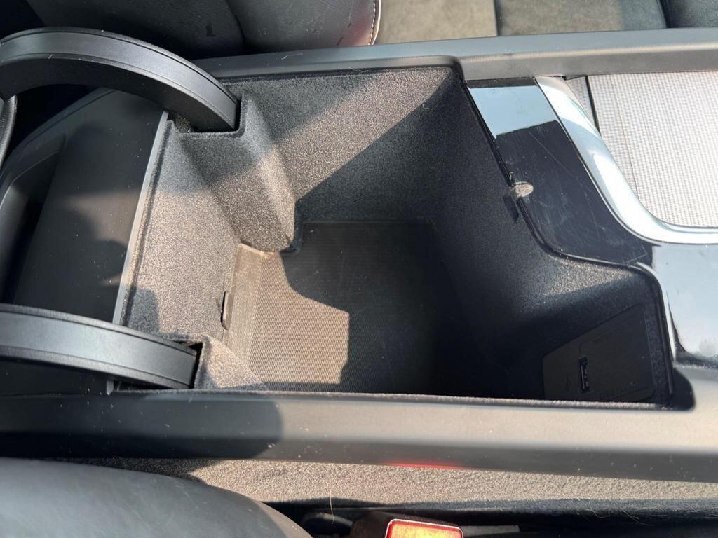 Volvo XC60 view 42