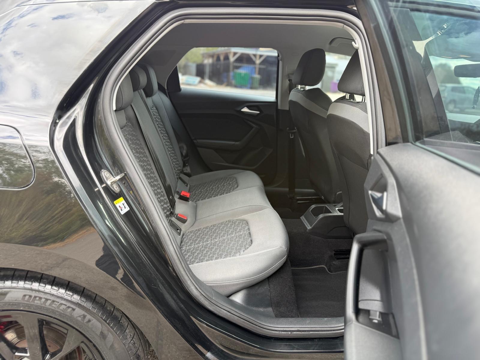 Audi A1 view 31