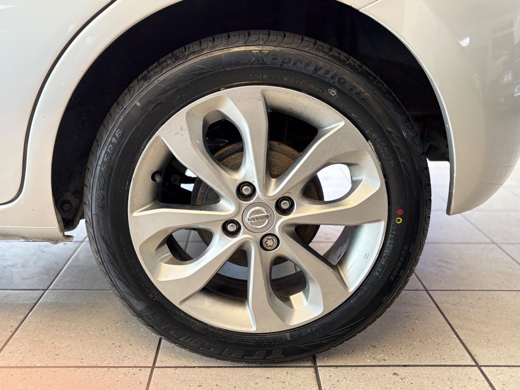 Nissan Micra view 17