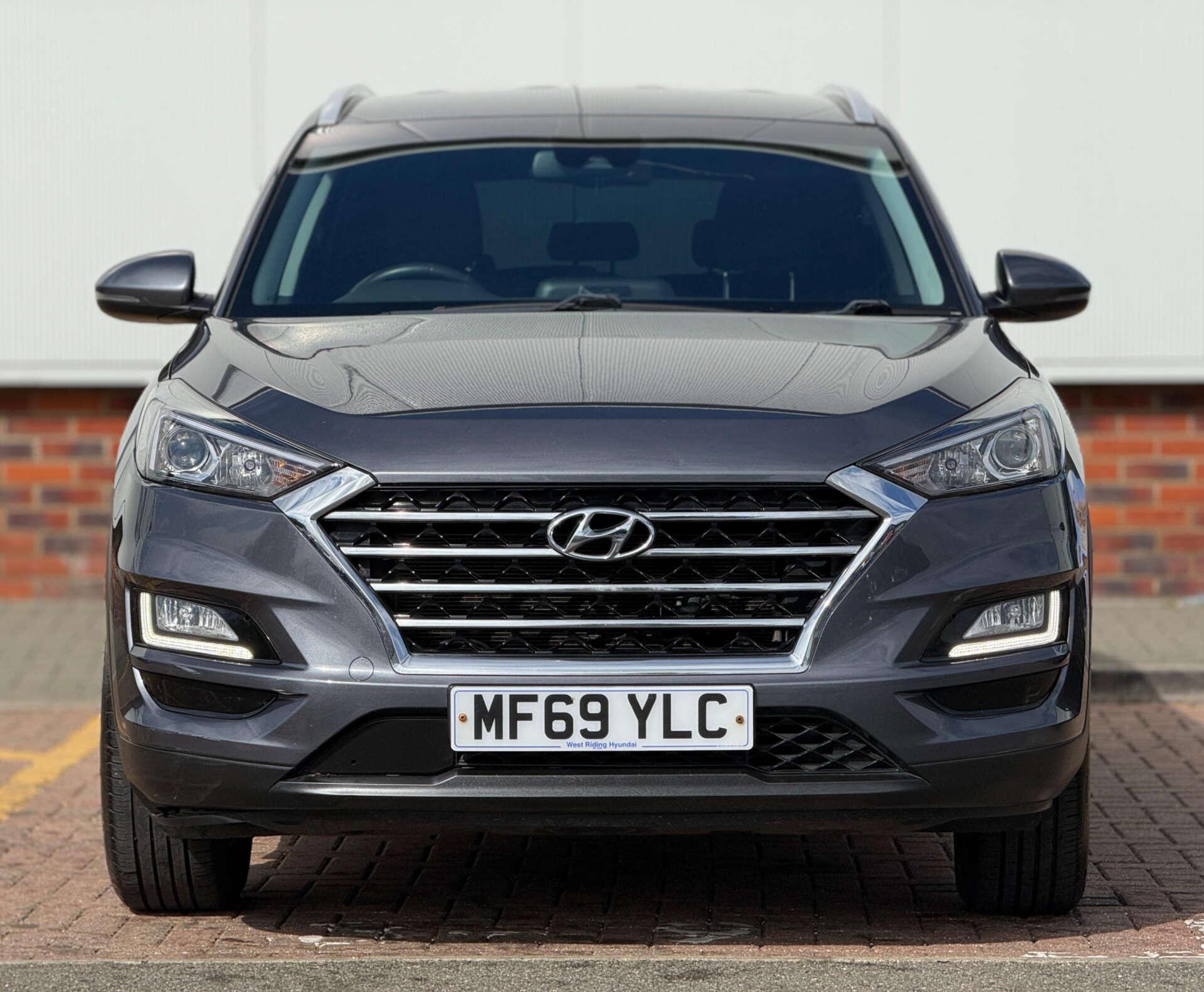 Hyundai Tucson view 2