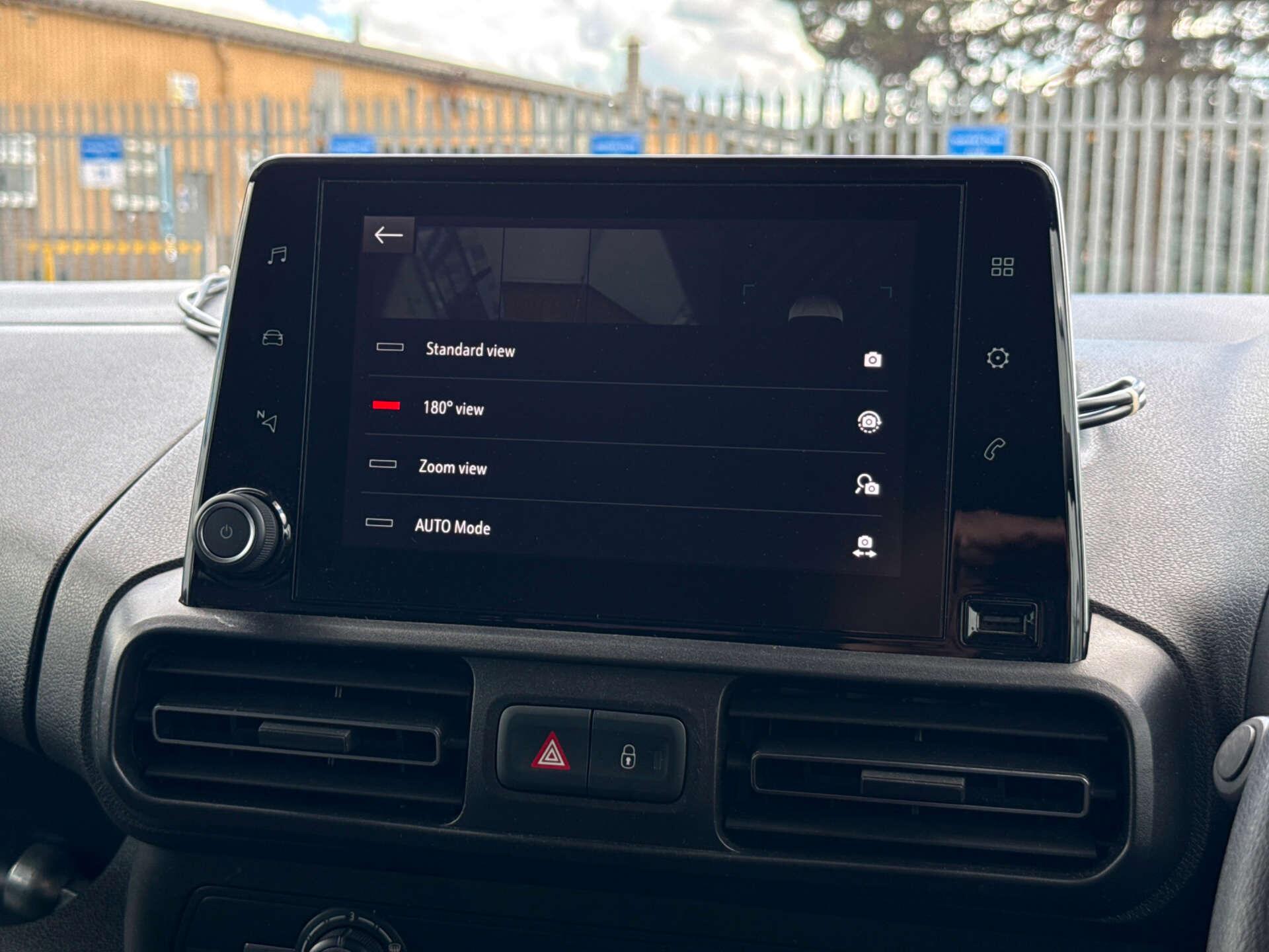 Vauxhall Combo Life view 66