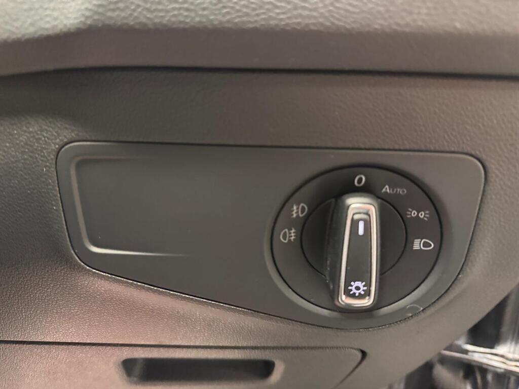 Volkswagen Tiguan view 14