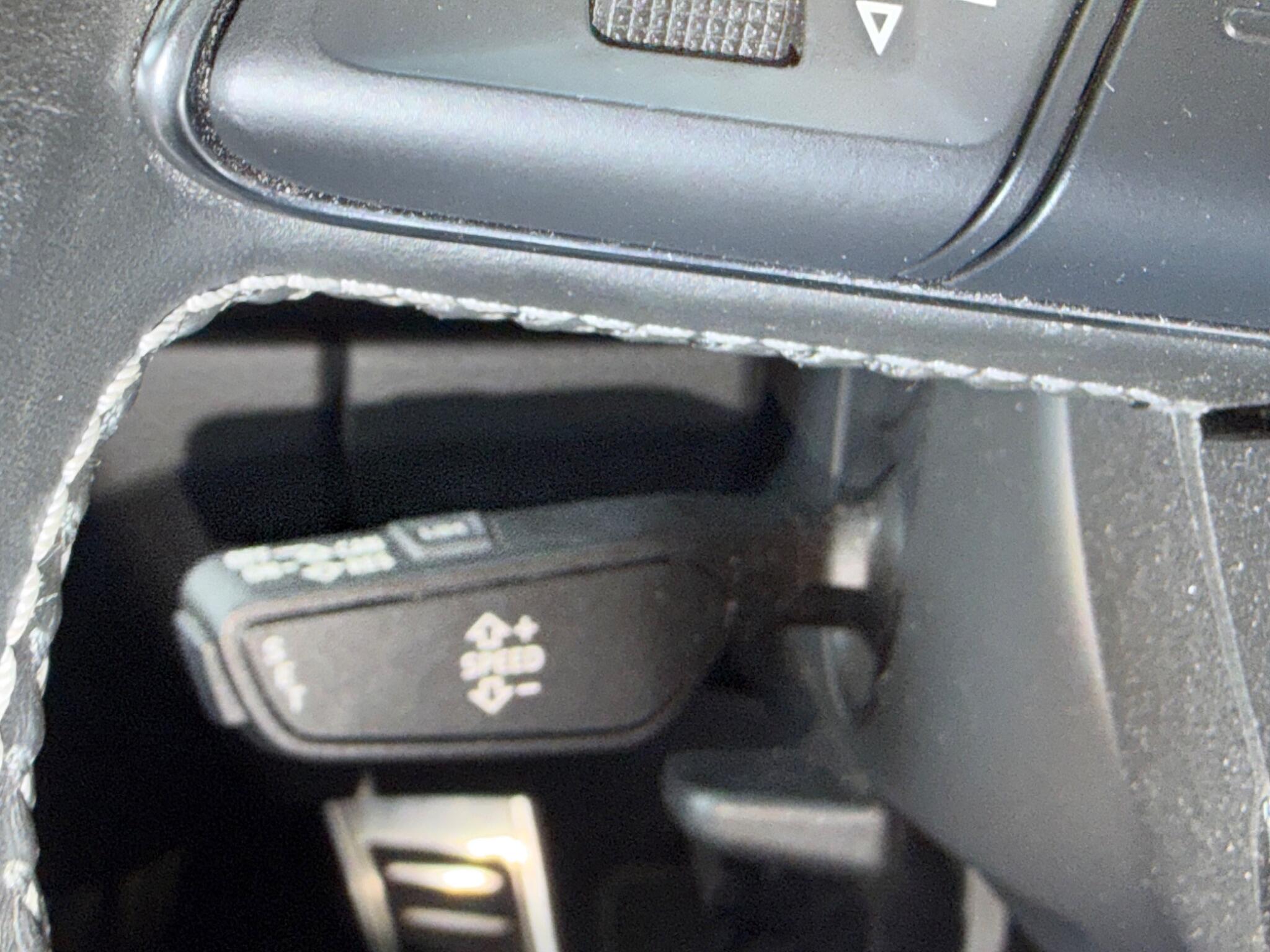 Audi SQ5 view 55