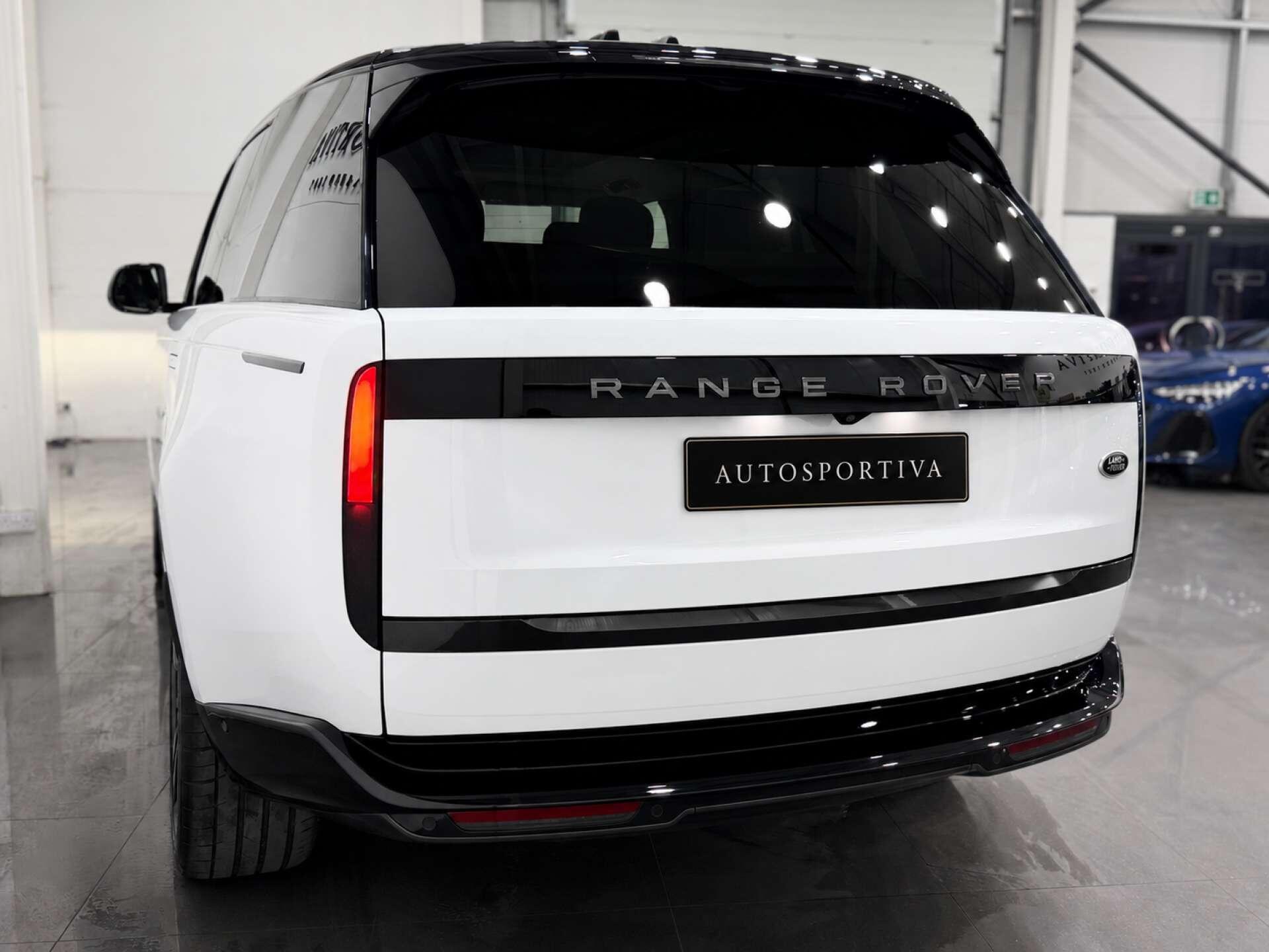 Land Rover Range Rover view 8