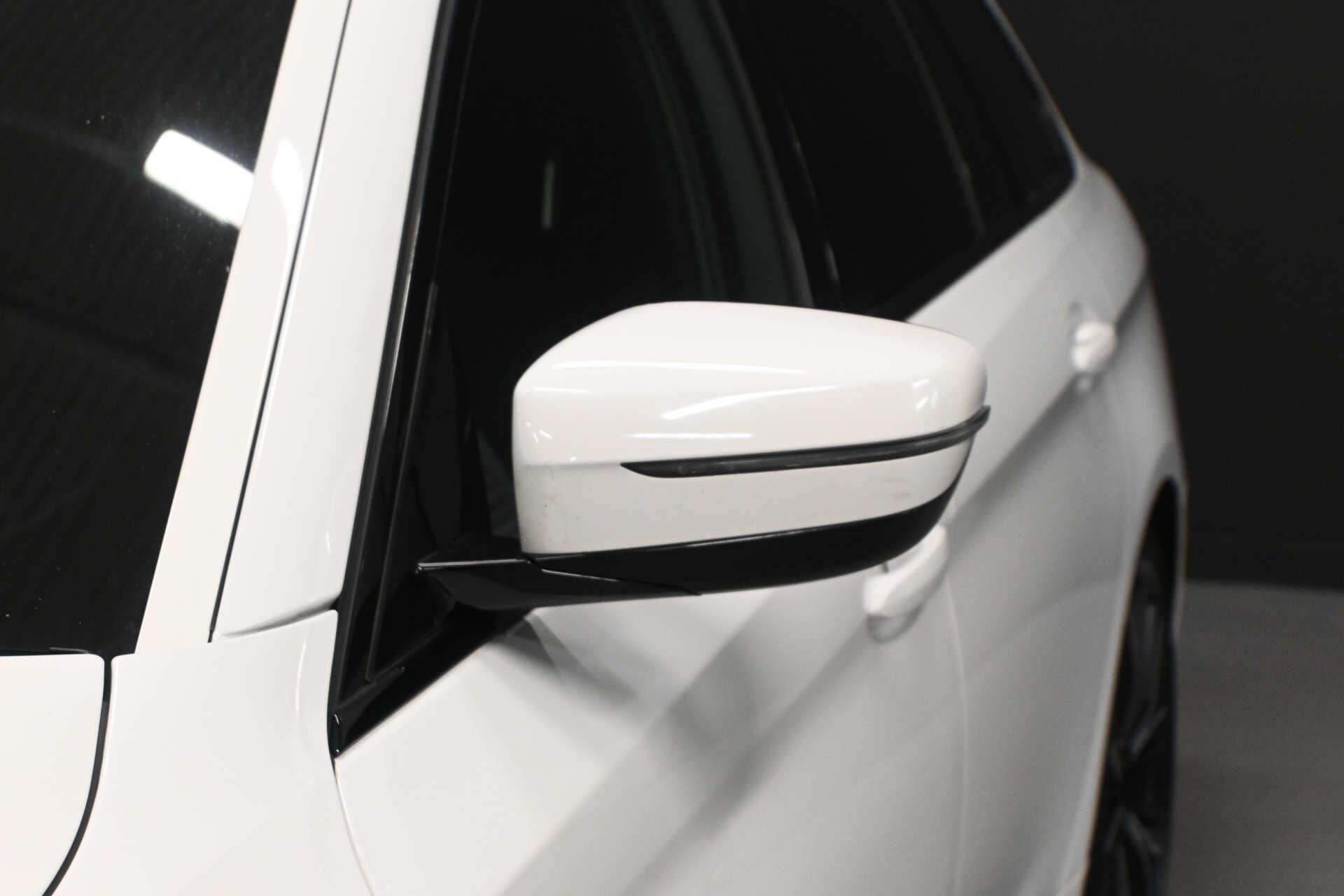 BMW 5 Series view 53