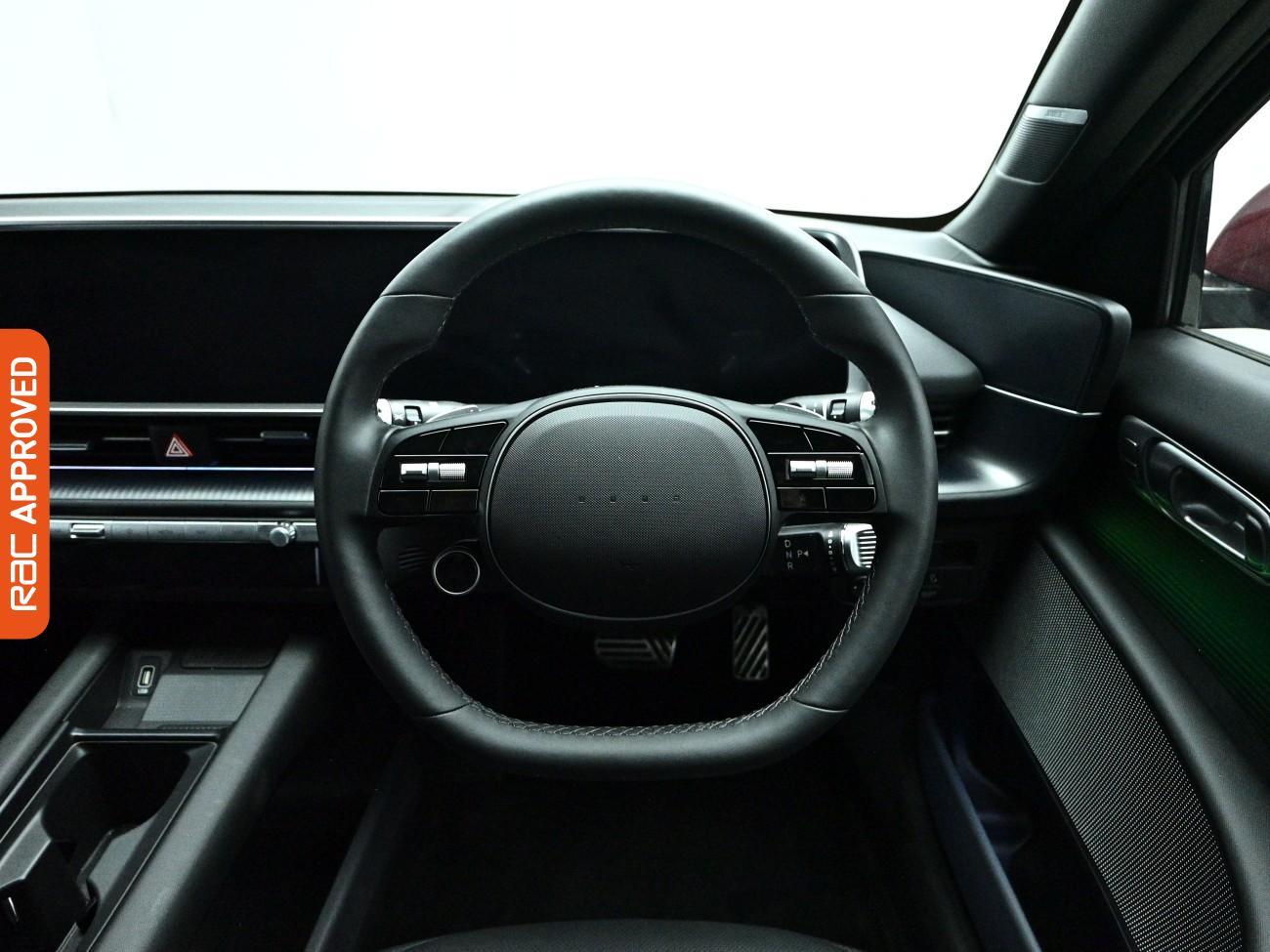 Hyundai IONIQ 6 view 10