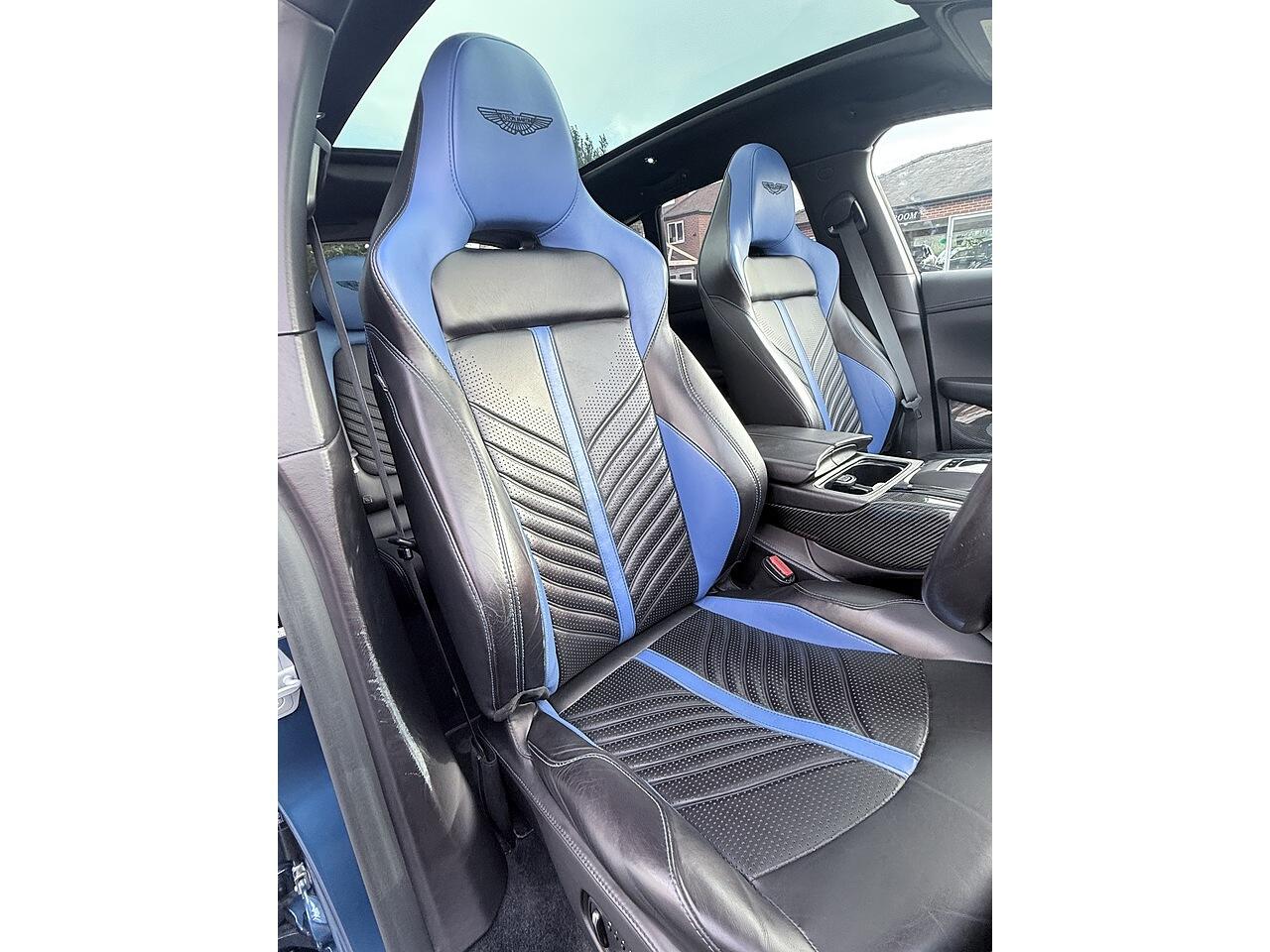 Aston Martin DBX view 34