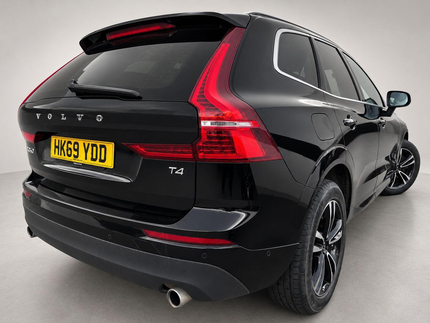 Volvo XC60 view 14