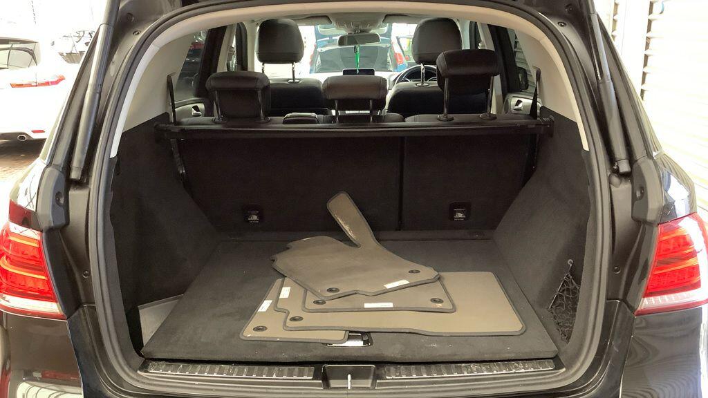 Mercedes-Benz Gle view 12
