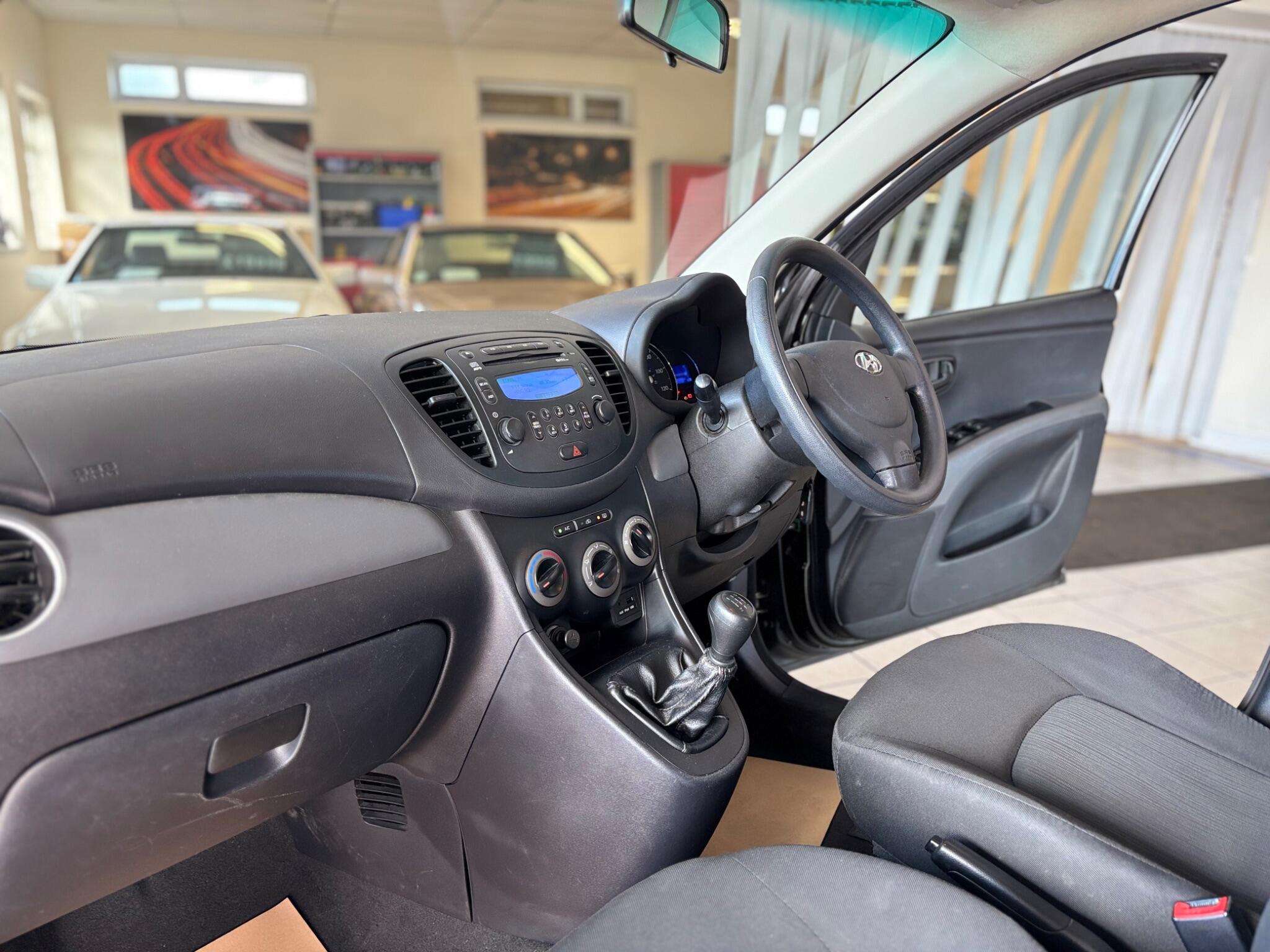 Hyundai I10 view 11