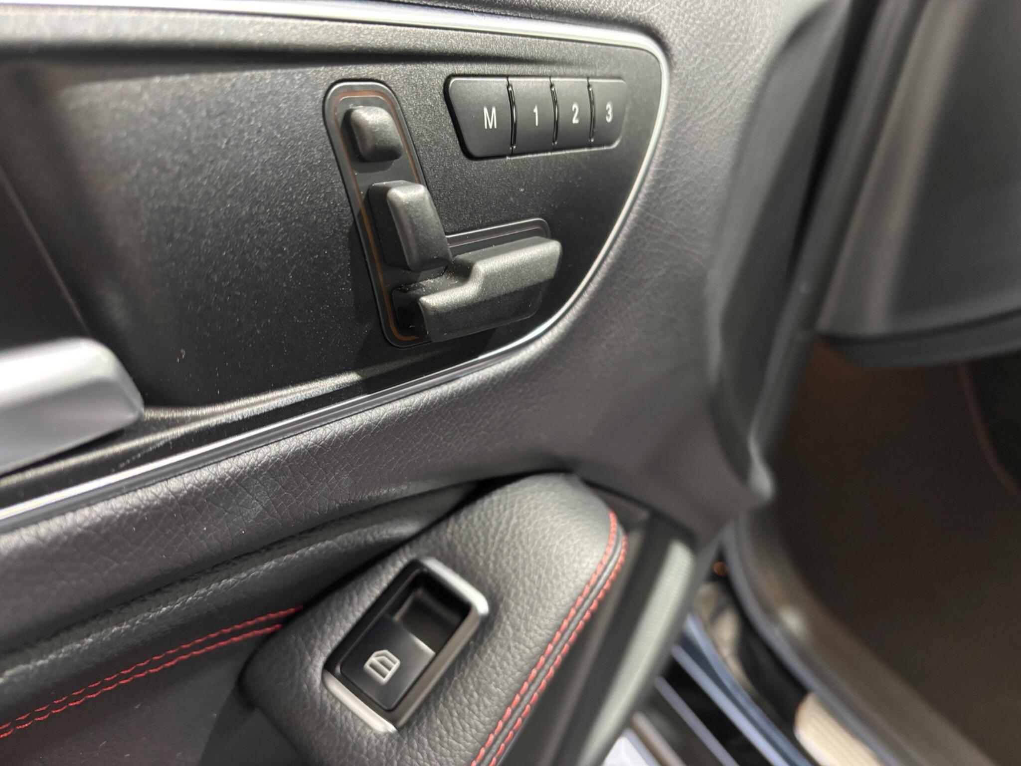 Mercedes-Benz Gla view 16