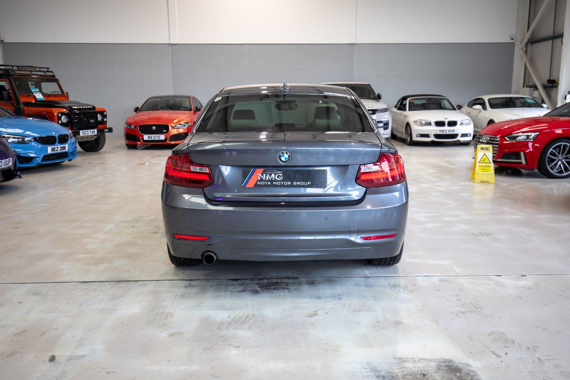 BMW 2 Series view 9