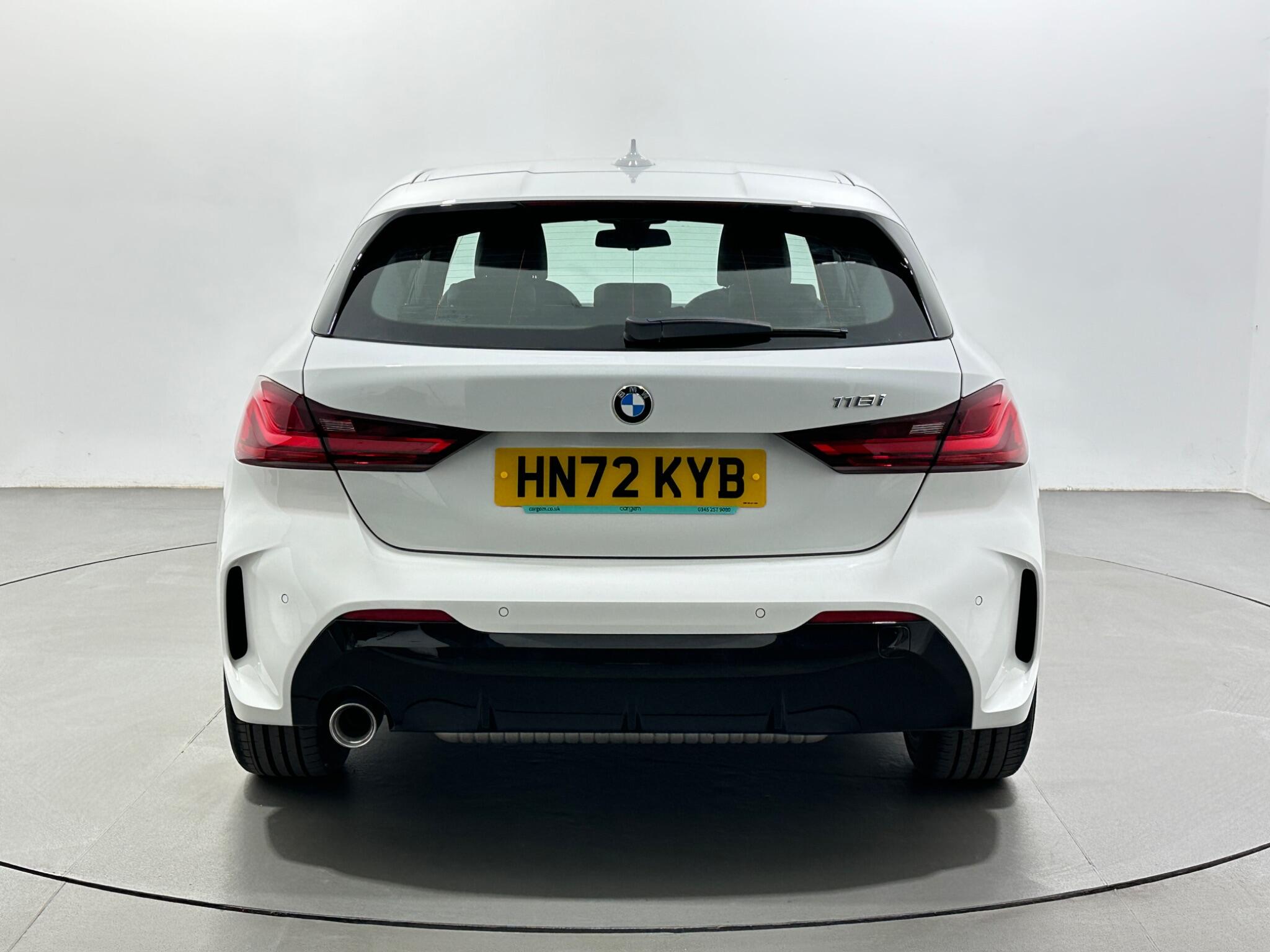 BMW 1 Series view 7
