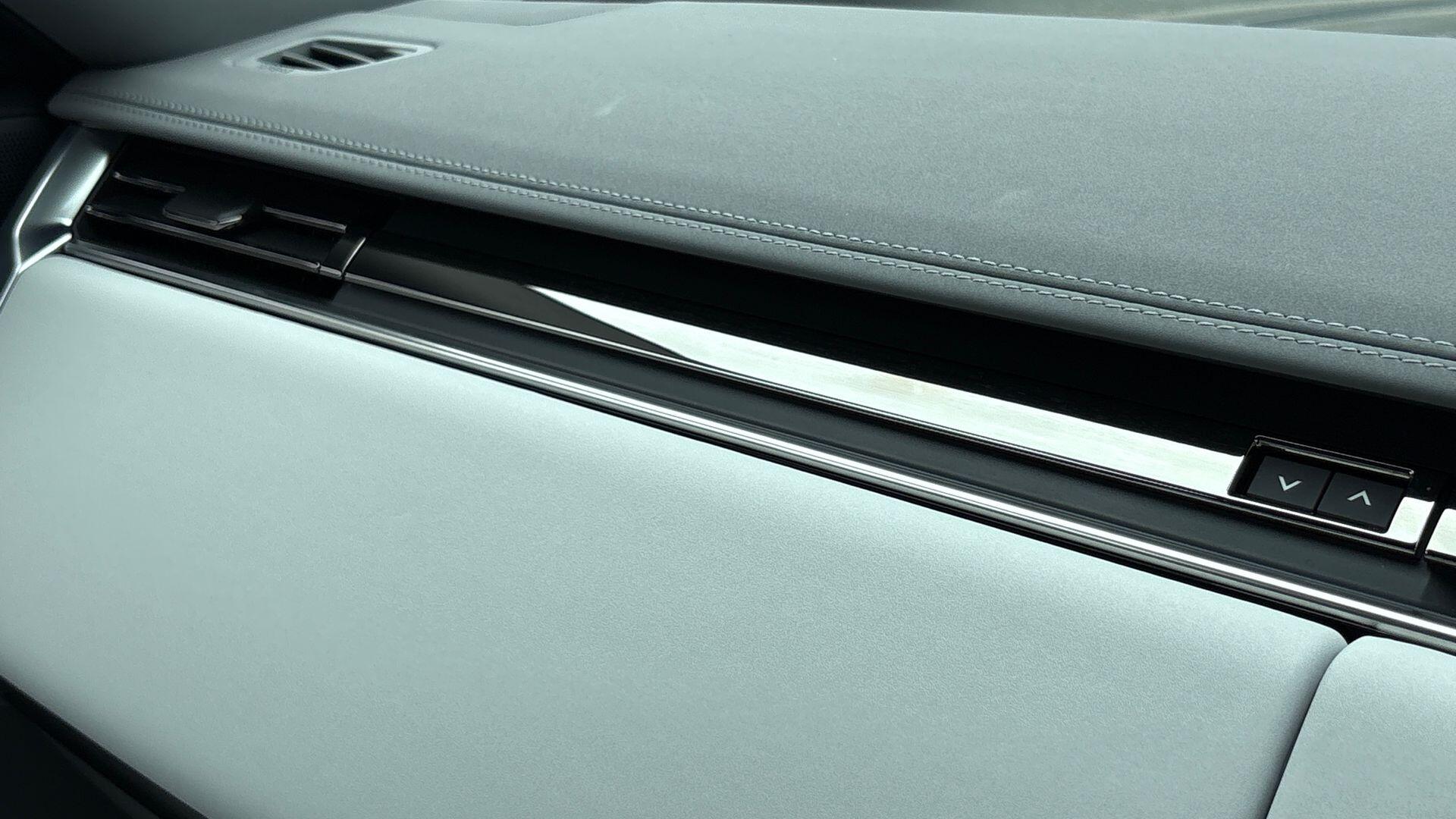 Land Rover Range Rover view 50