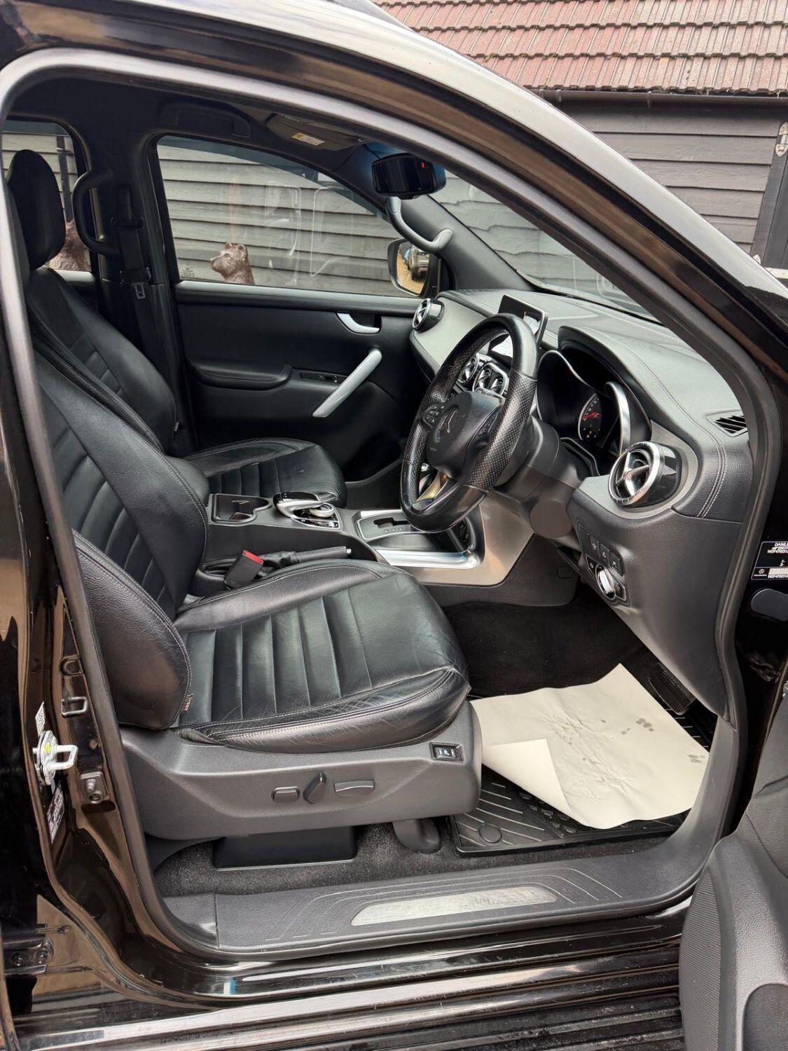 Mercedes-Benz X-Class view 9