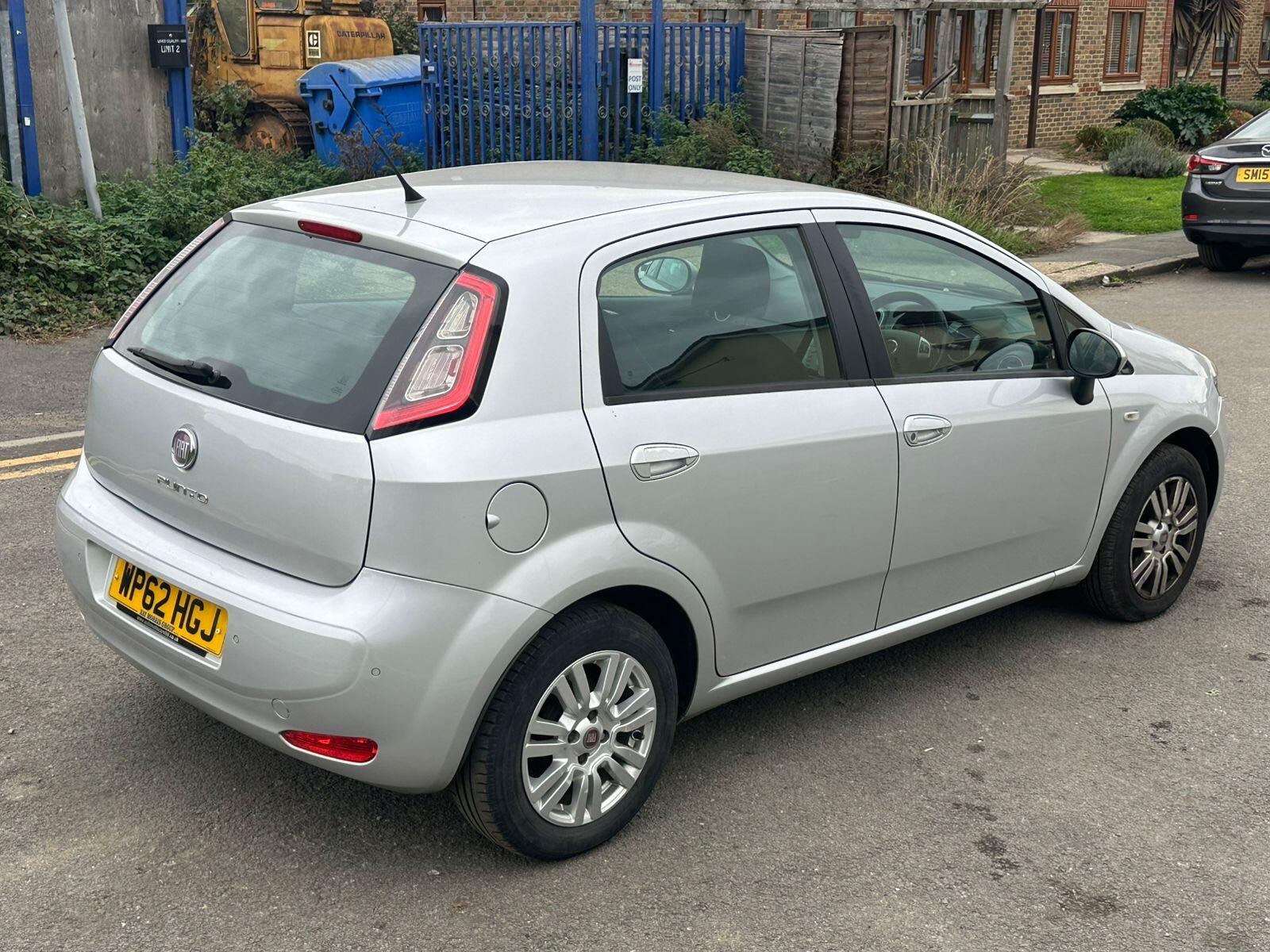 2012 Fiat Punto 1.2 Easy Manual Euro 5 5dr • 97,000 miles image 10