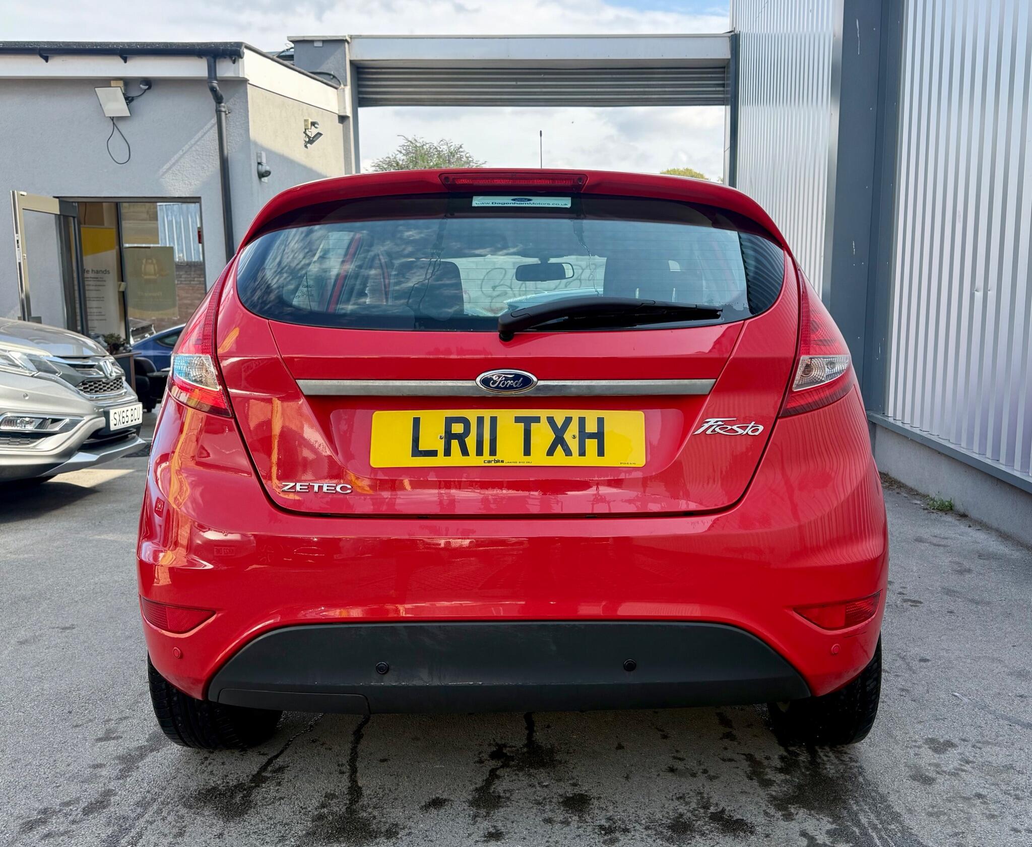 Ford Fiesta view 7