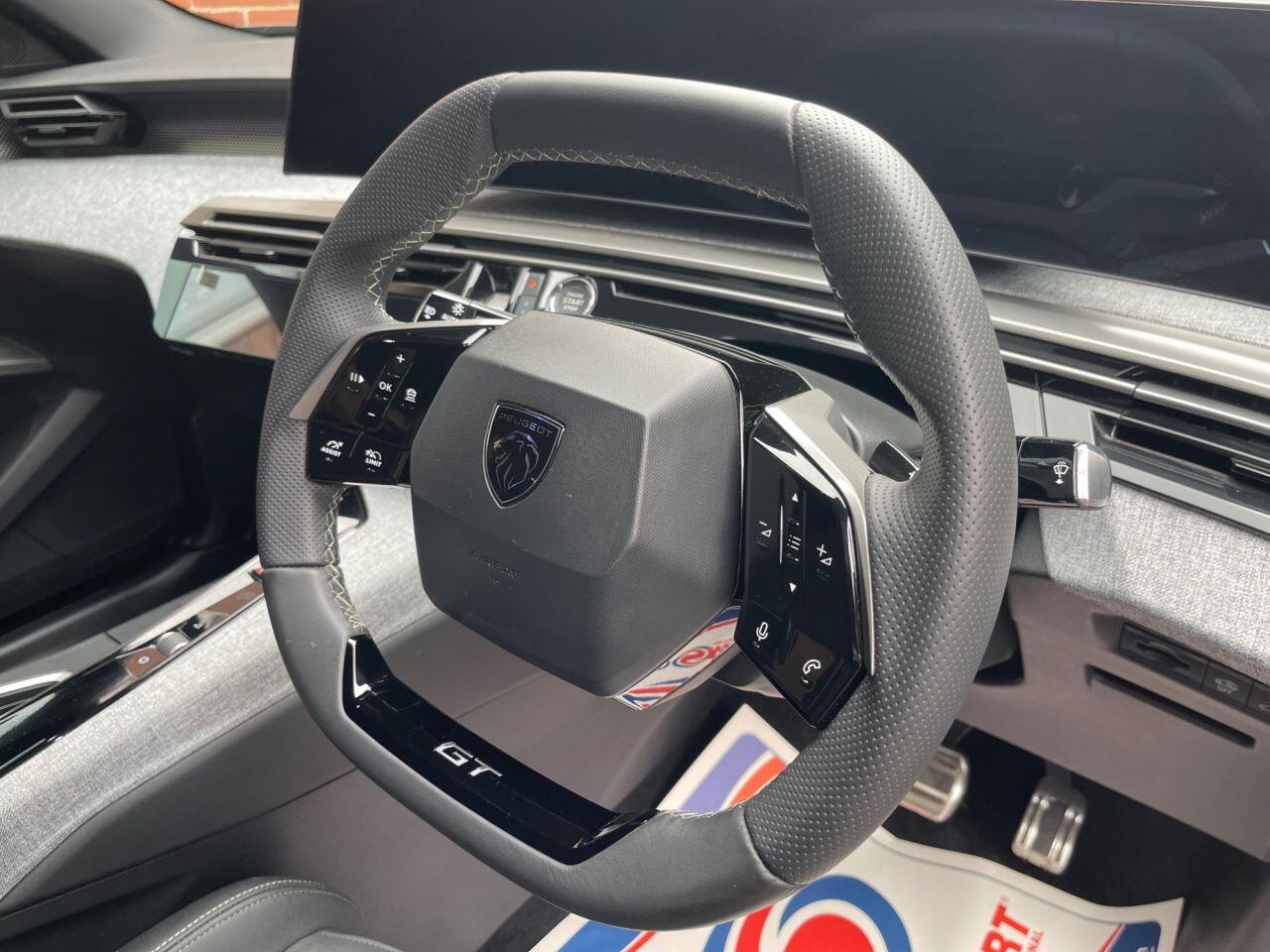Peugeot 3008 view 12
