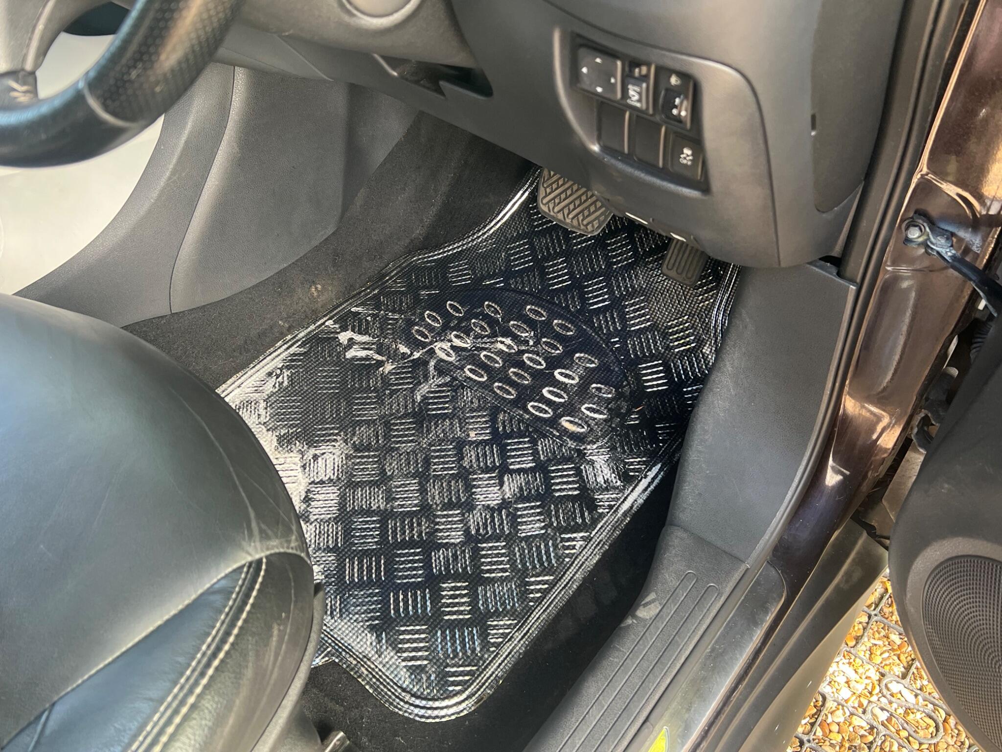 Nissan Juke view 41