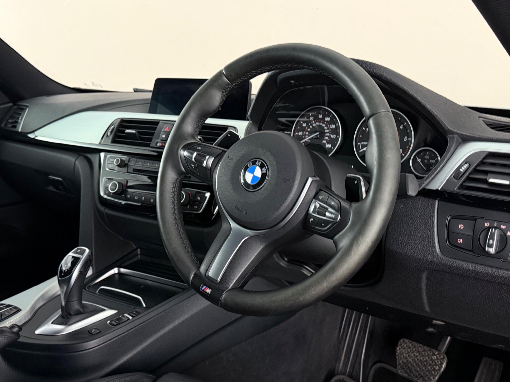 BMW 4 Series view 3