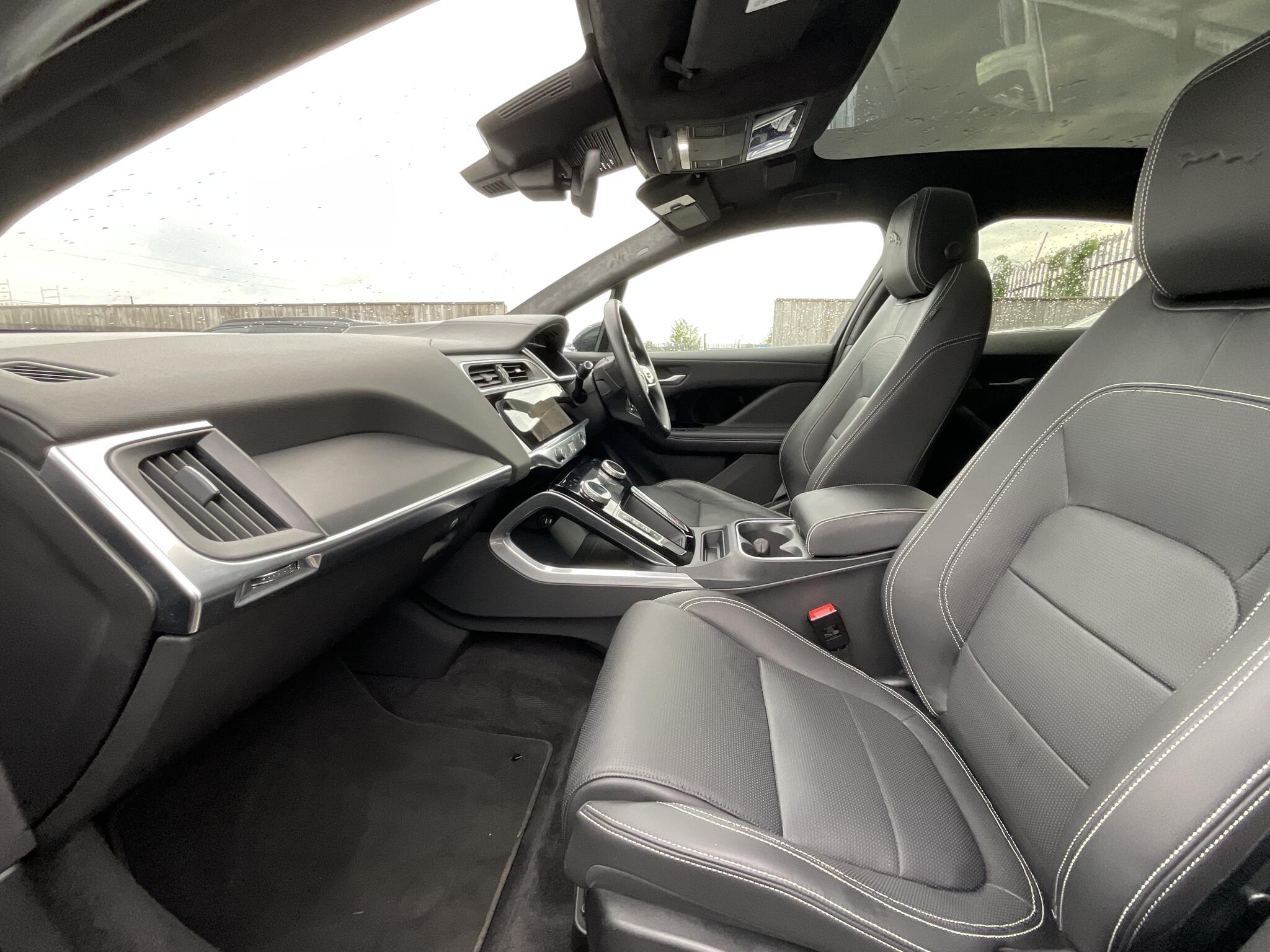 Jaguar I-Pace view 19