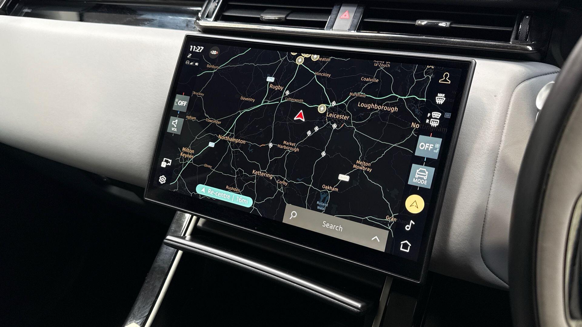 Land Rover Range Rover Velar view 11