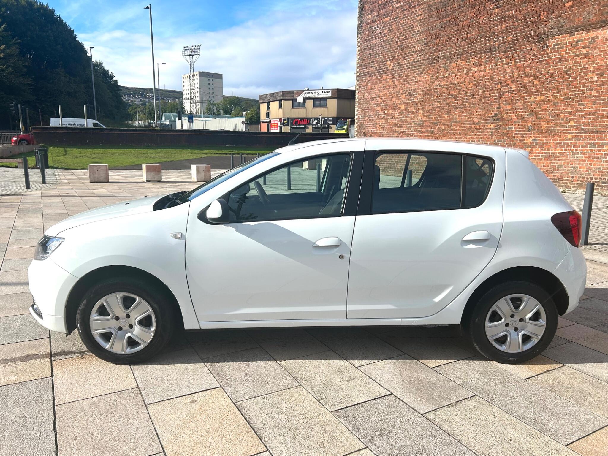 Dacia Sandero view 13