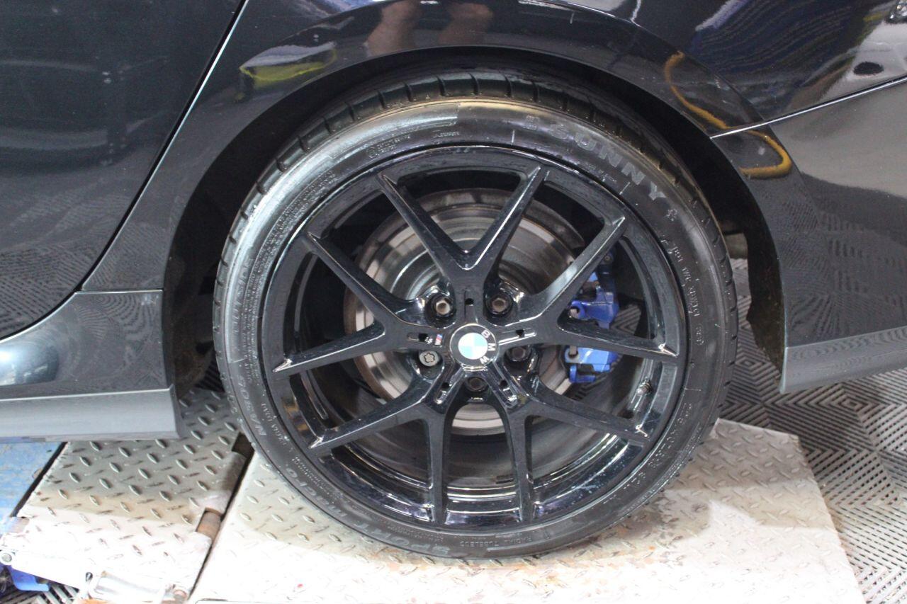 BMW 2 Series view 8