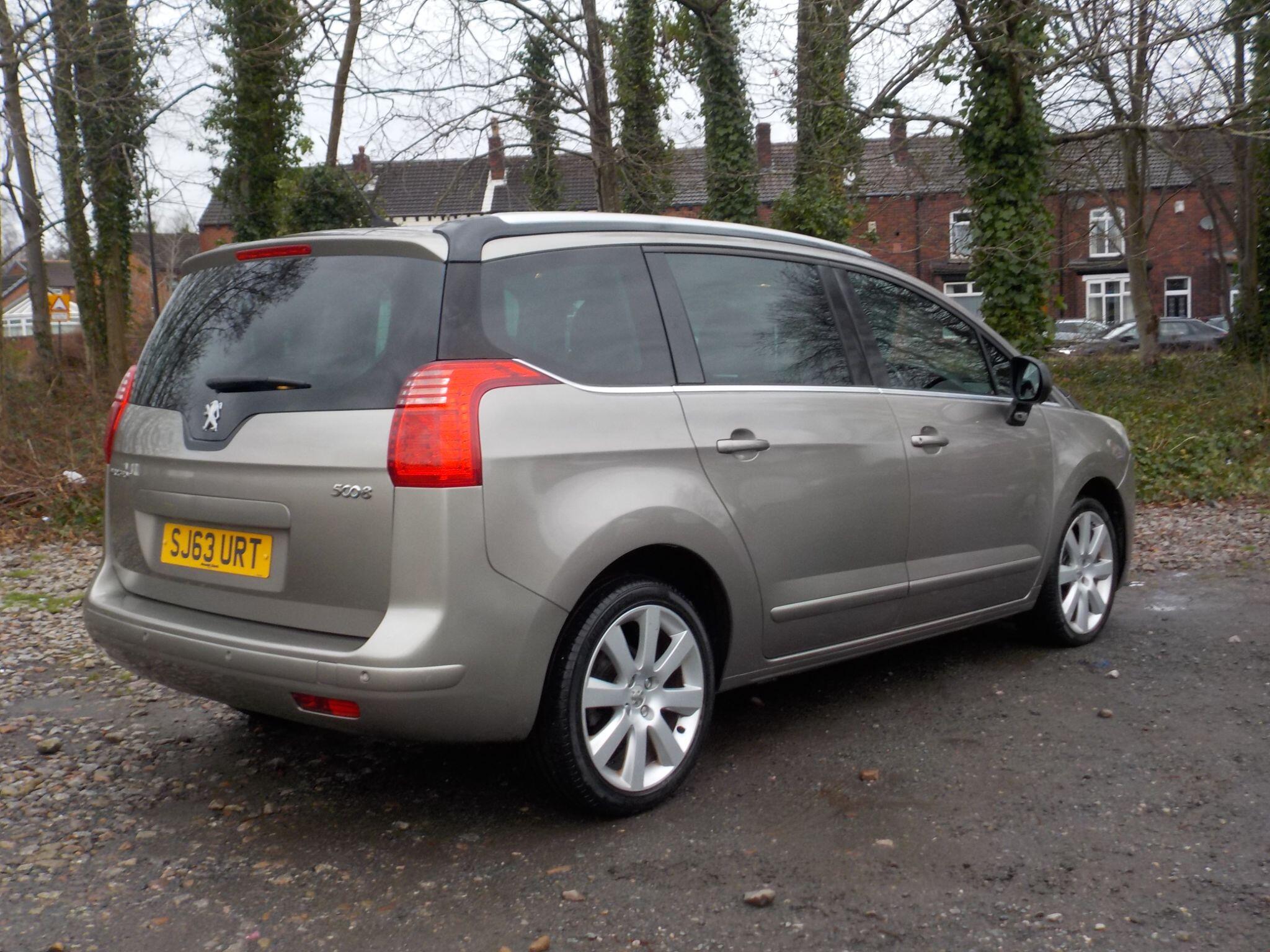 Peugeot 5008 1.6 HDi Allure Euro 5 5dr