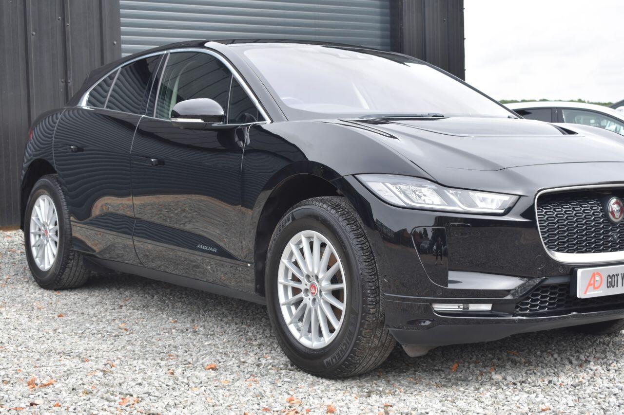 Jaguar I-Pace view 25
