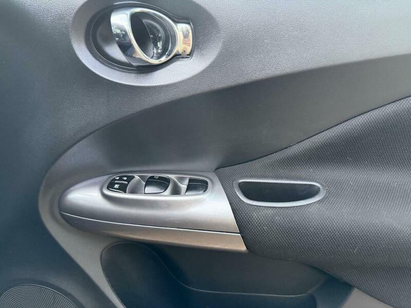 2014 Nissan Juke image 17