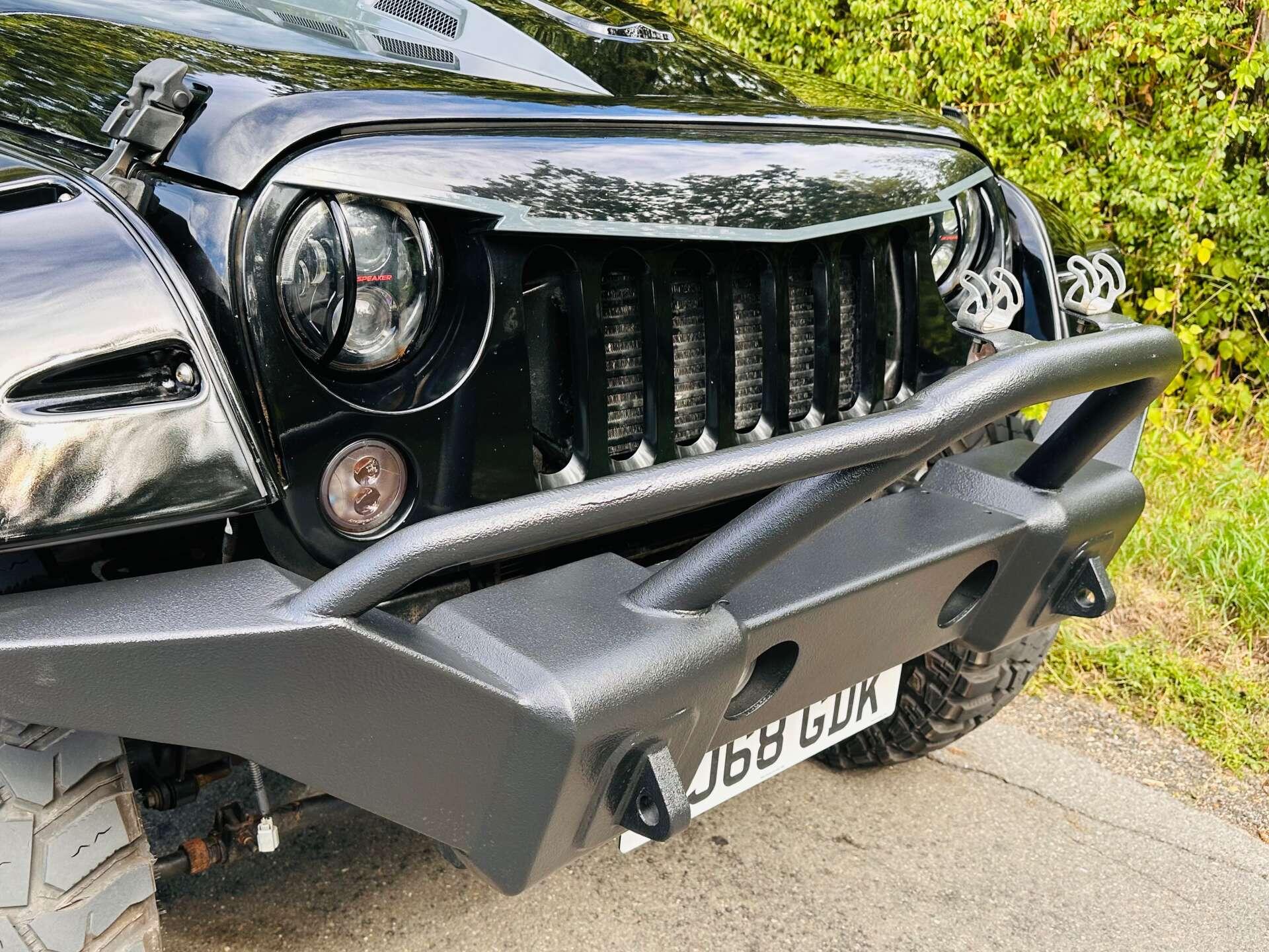 Jeep Wrangler view 70