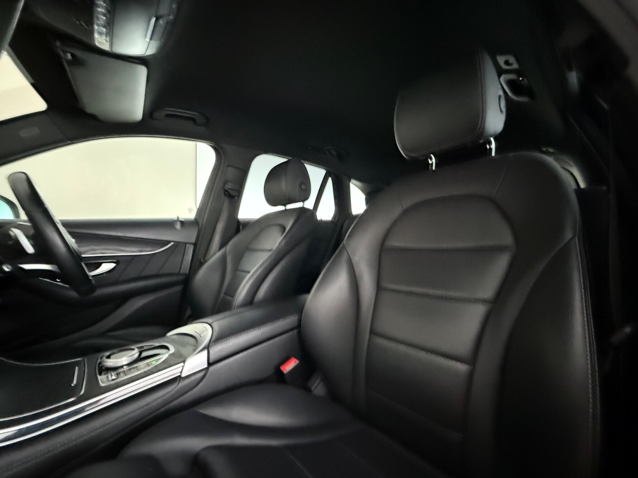 Mercedes-Benz GLC view 29