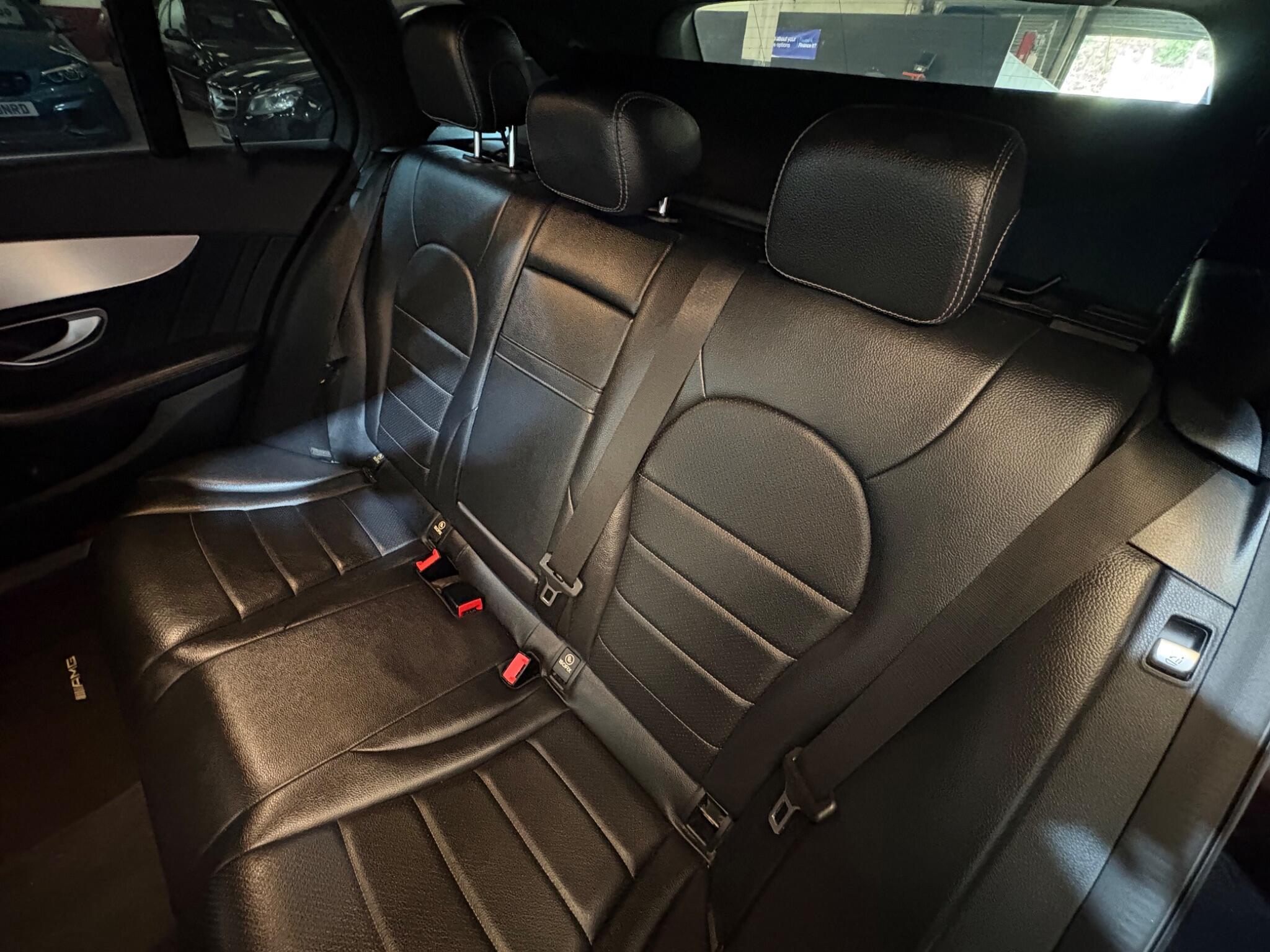 Mercedes-Benz C Class view 53