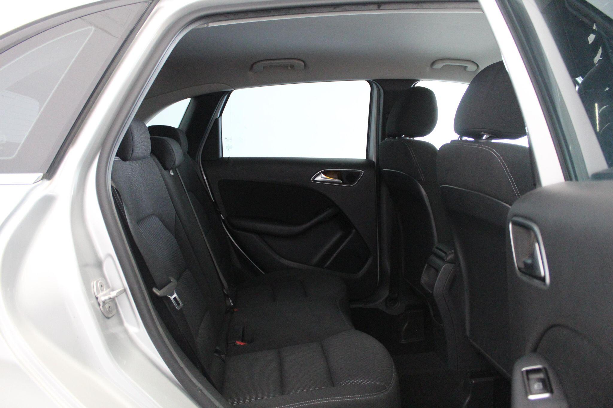 Mercedes-Benz B-Class view 51