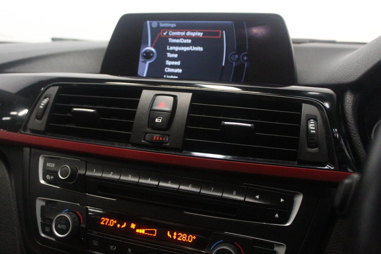 BMW 3 Series view 44
