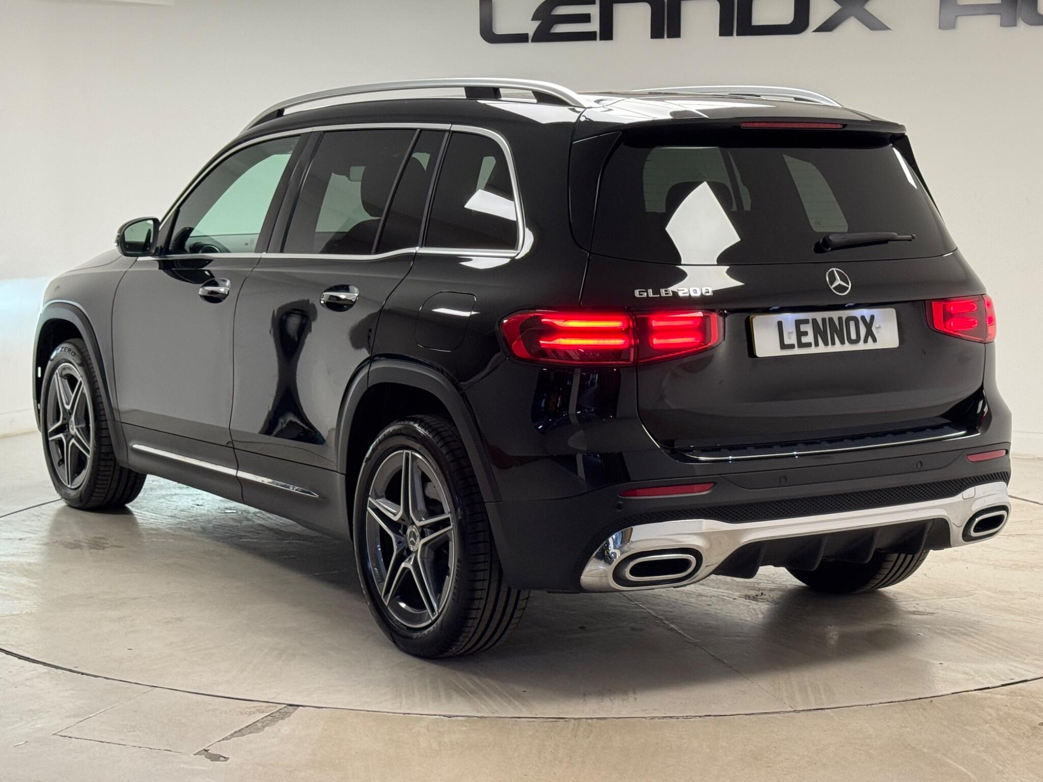Mercedes-Benz GLB view 4