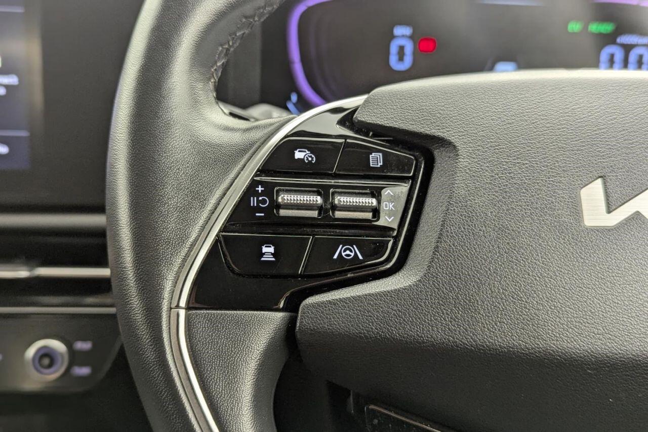 Kia Niro view 32