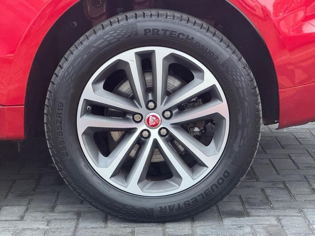 Jaguar F-Pace view 11
