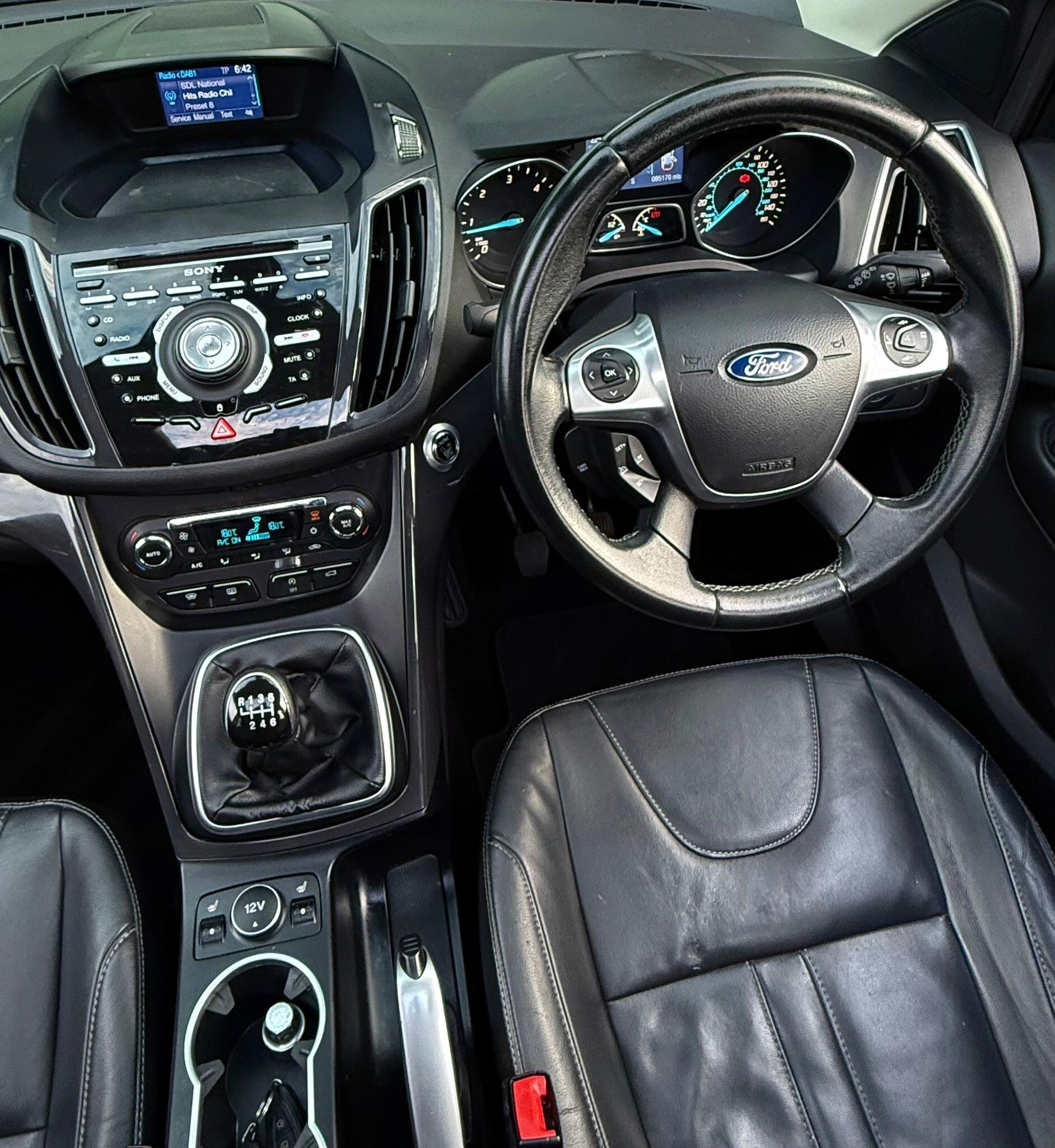 Ford Kuga view 51