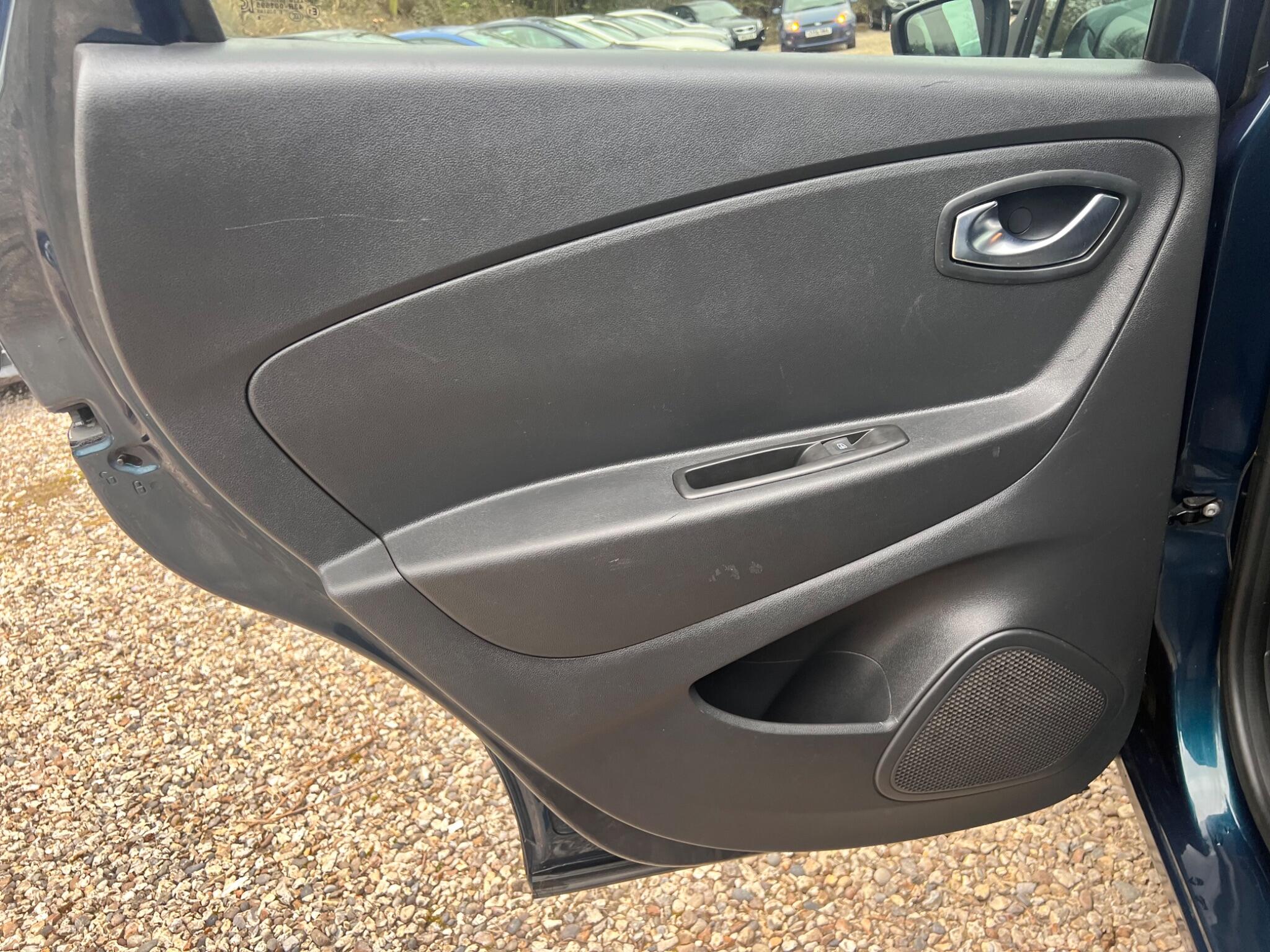 Renault Captur view 52