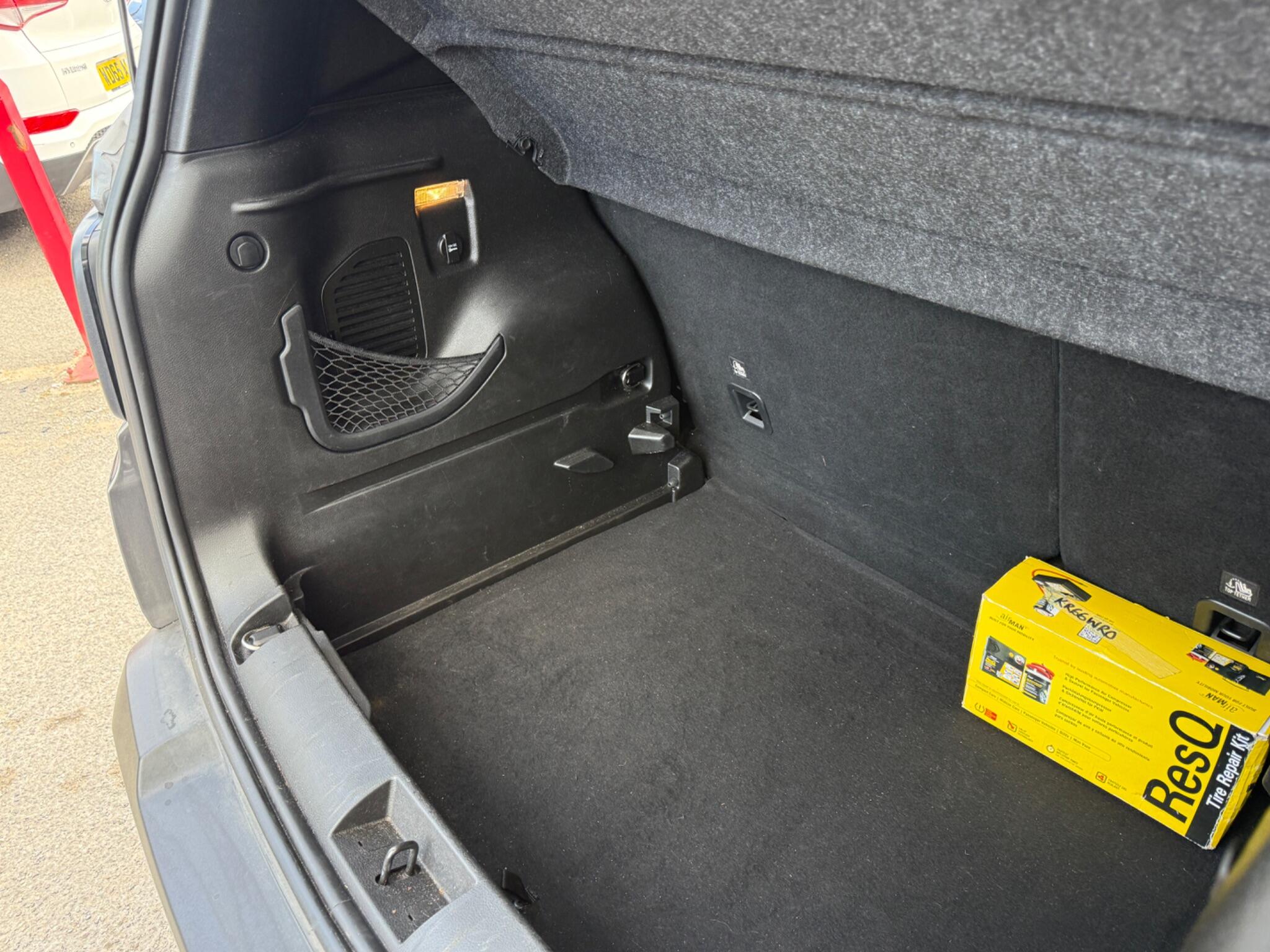 Jeep Renegade - Image 43